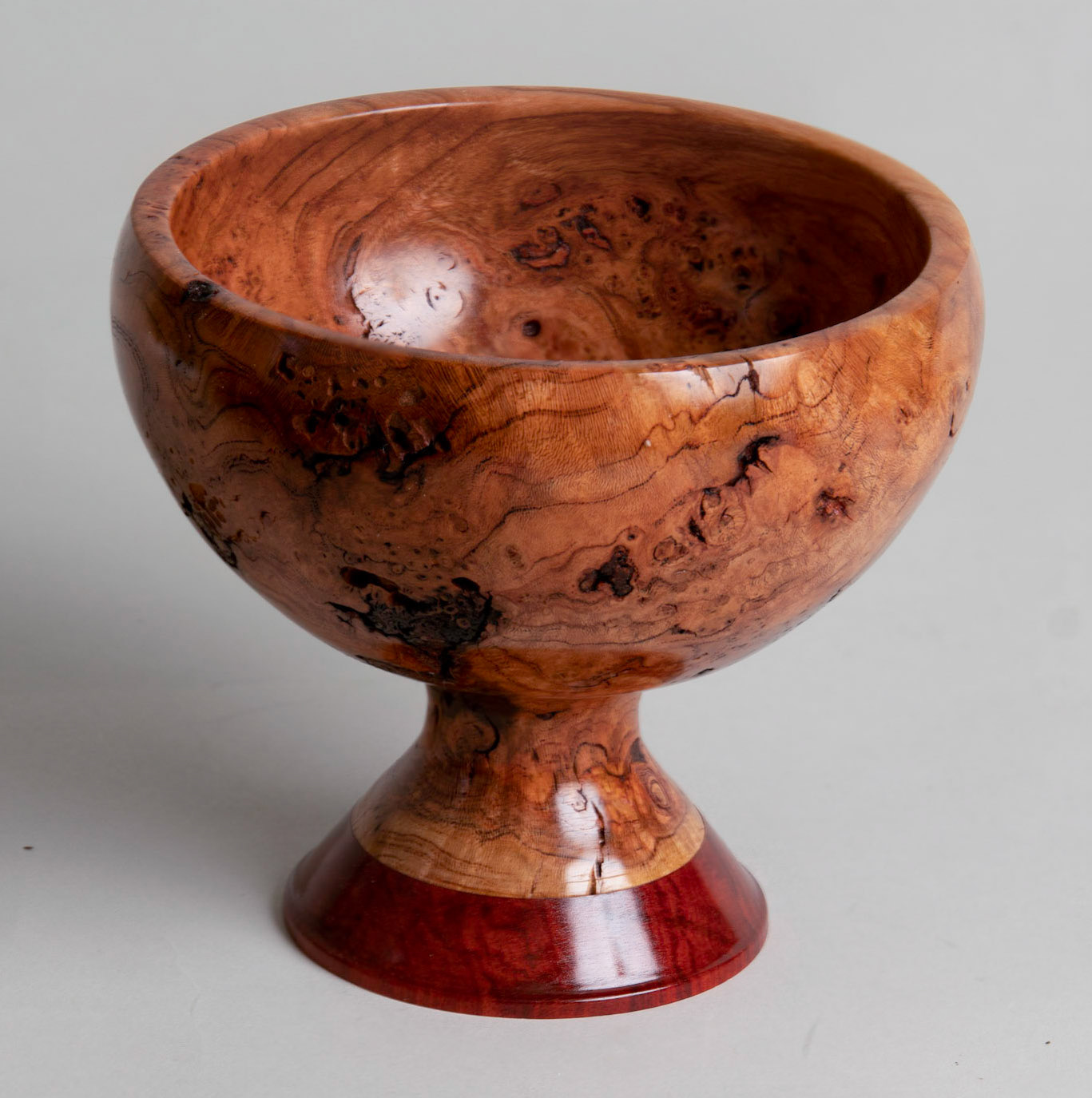 1318 - 4.5x4.25 - $75 - Grand Hand