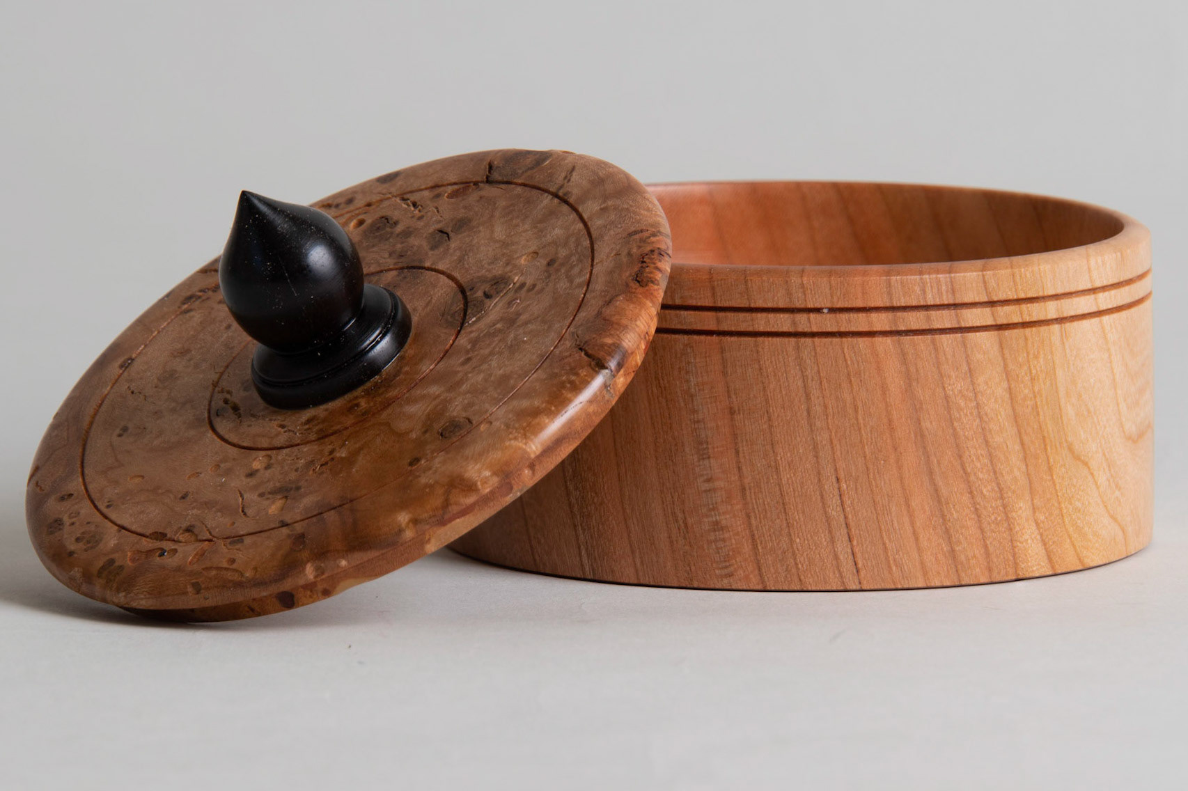 #1552 - Cherry Box 4x2.5"