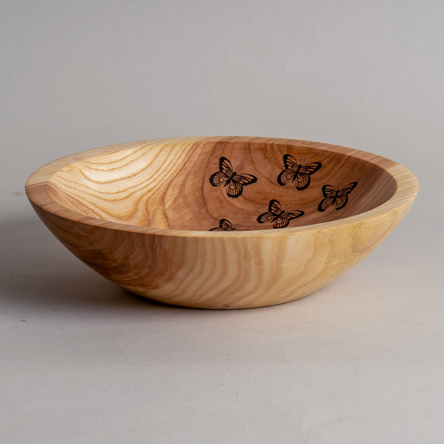 1605 Hickory Bowl 8.25x 2.25