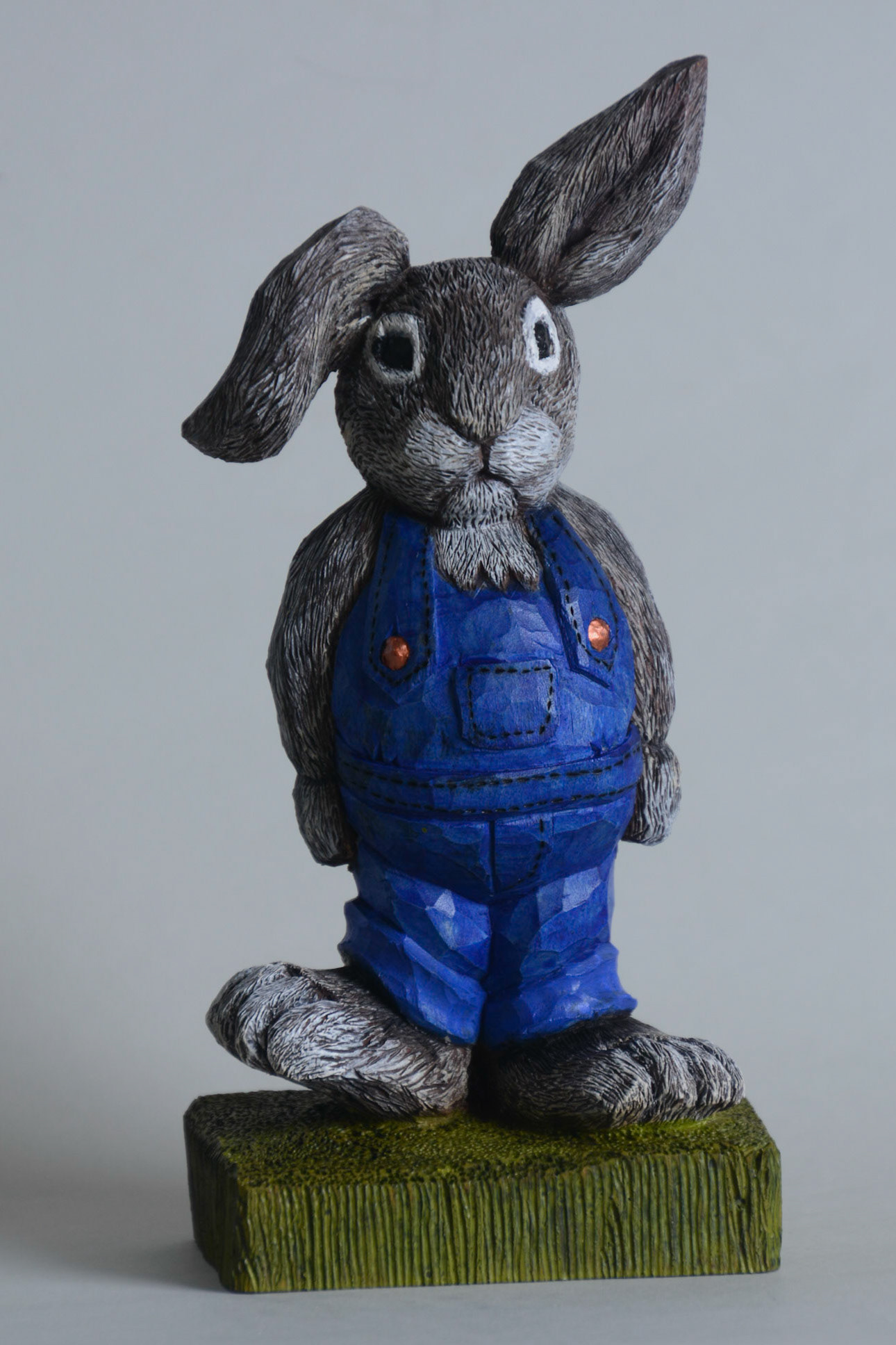 # 924 Bunny - 7 1/4 inches tall - $ 200
