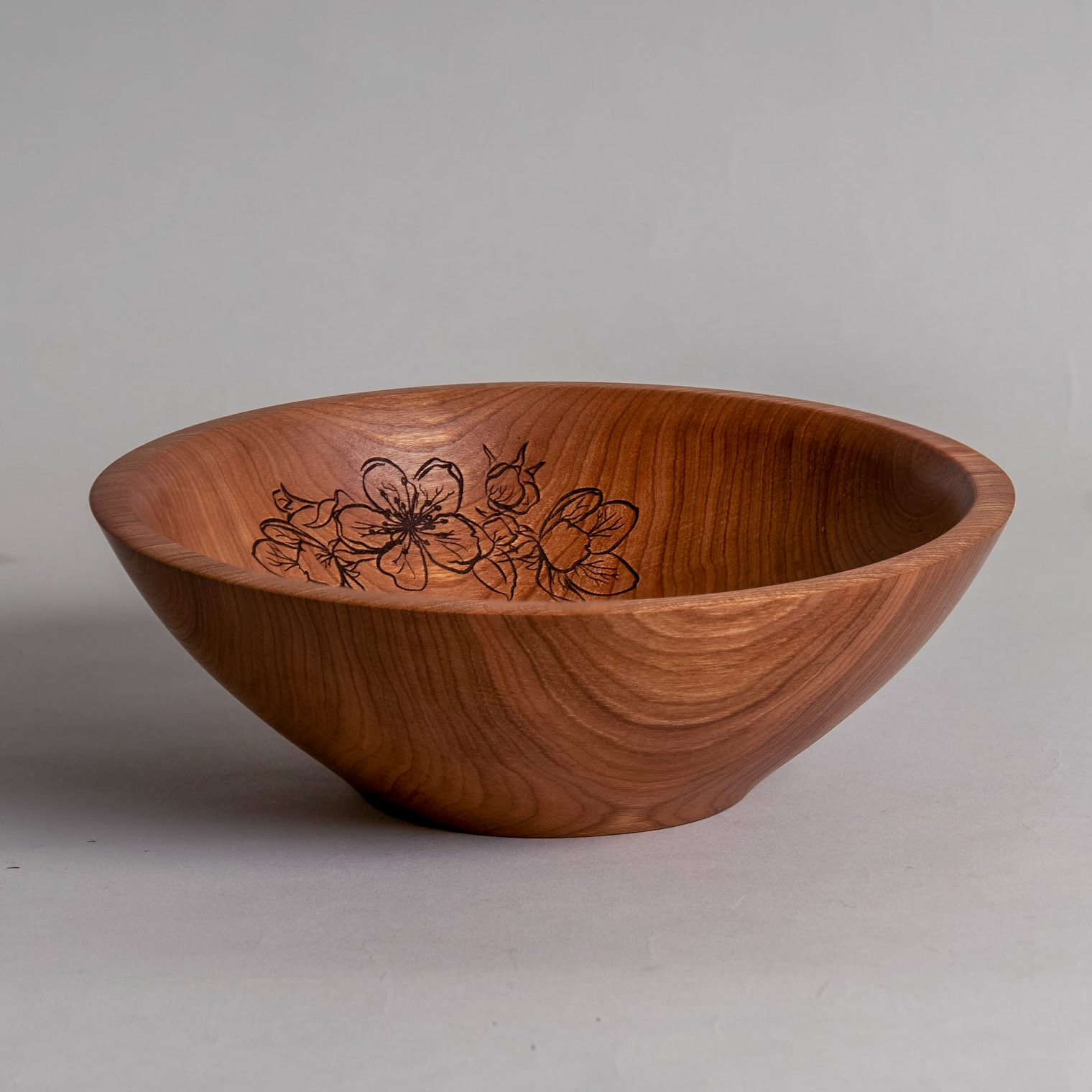 1597 Cherry Bowl 7x3"