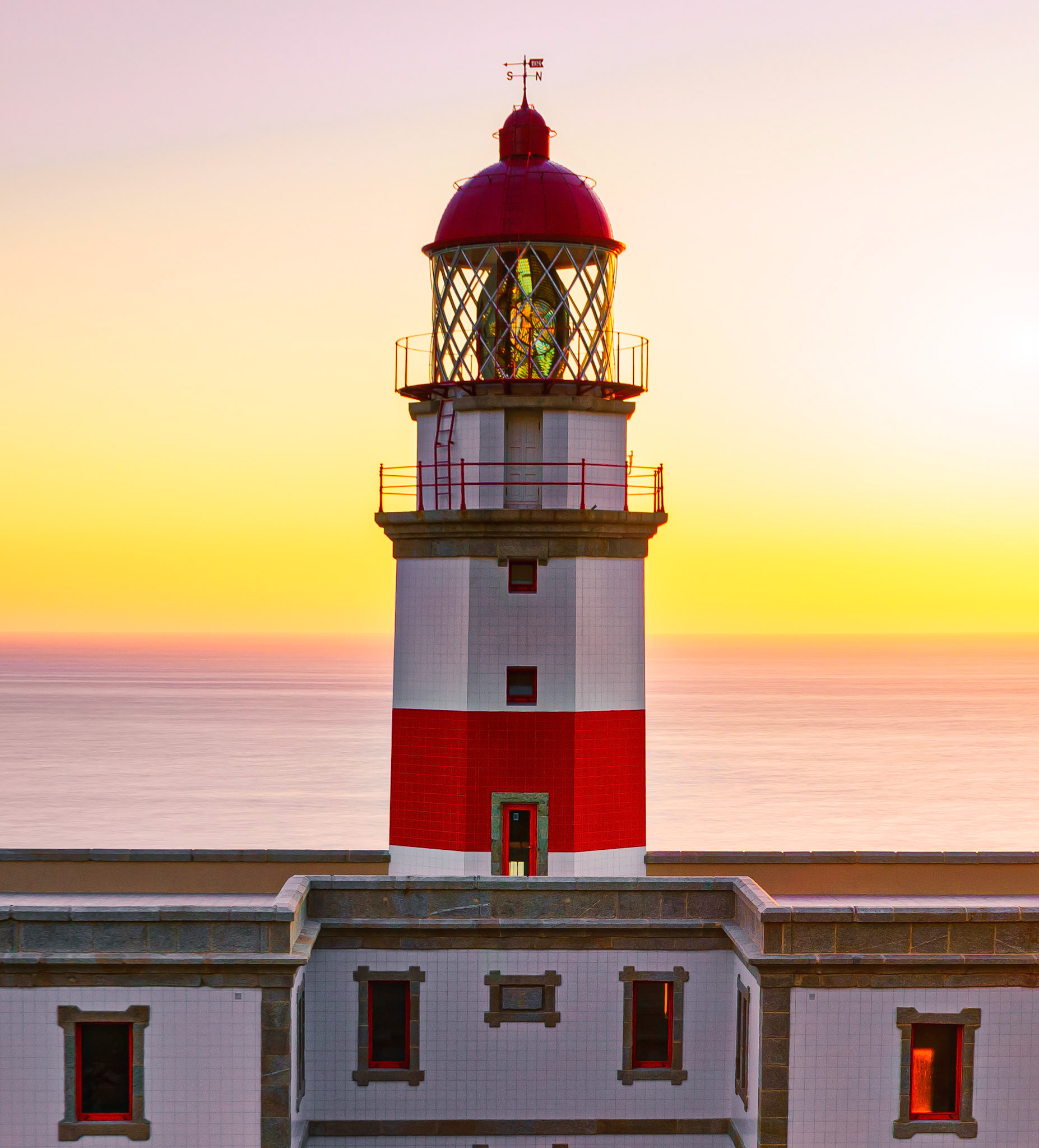LIGHTHOUSE DETAIL