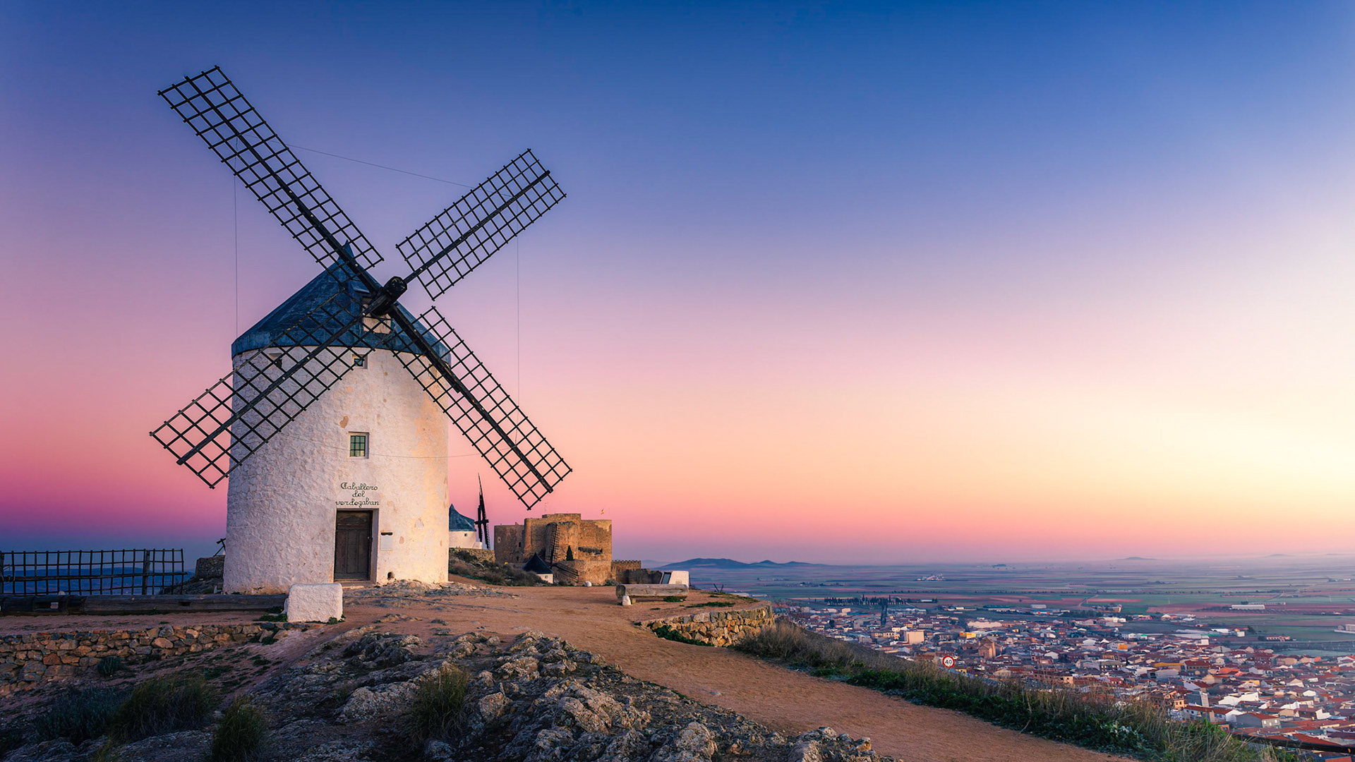 SUNRISE IN CONSUEGRA