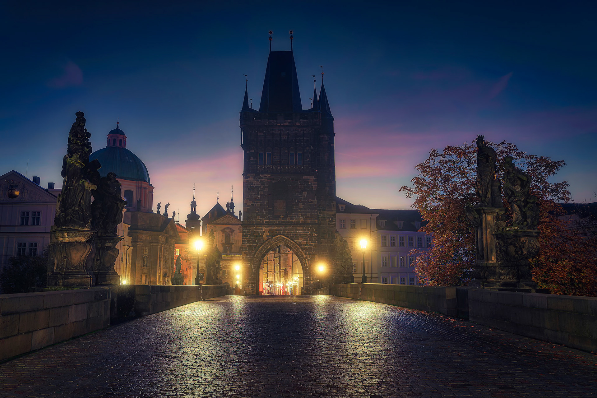 CHARLES BRIDGE