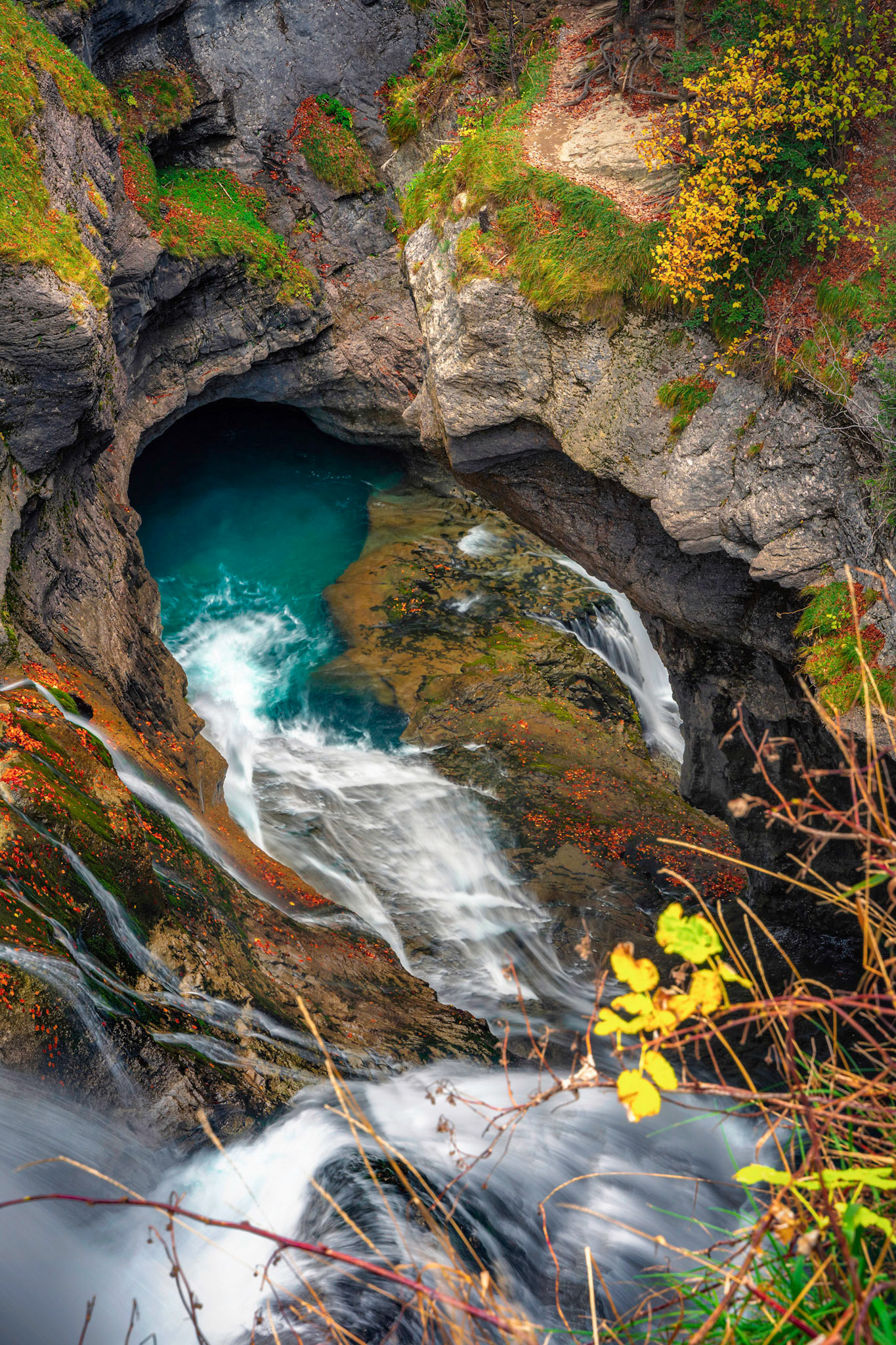 HOLE