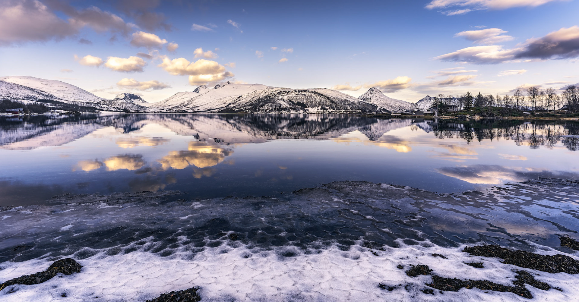 REFLECTION_LAKE