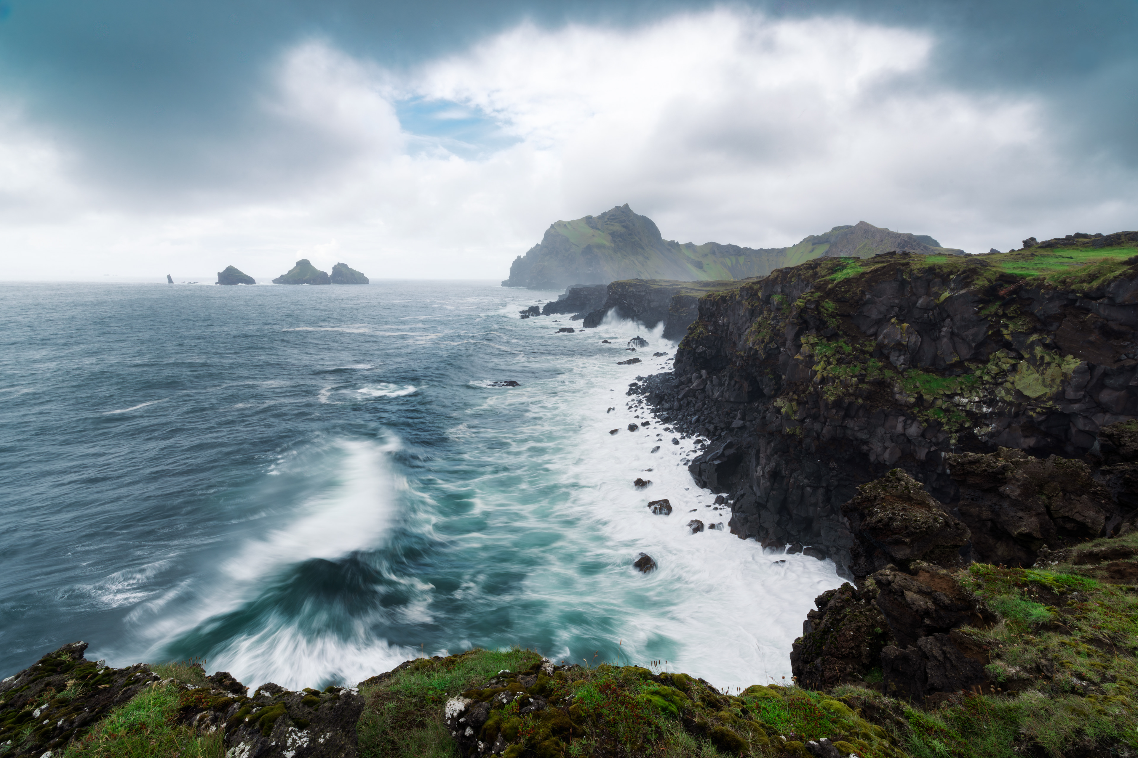 Vestmannaeyjar, Islandia 2025