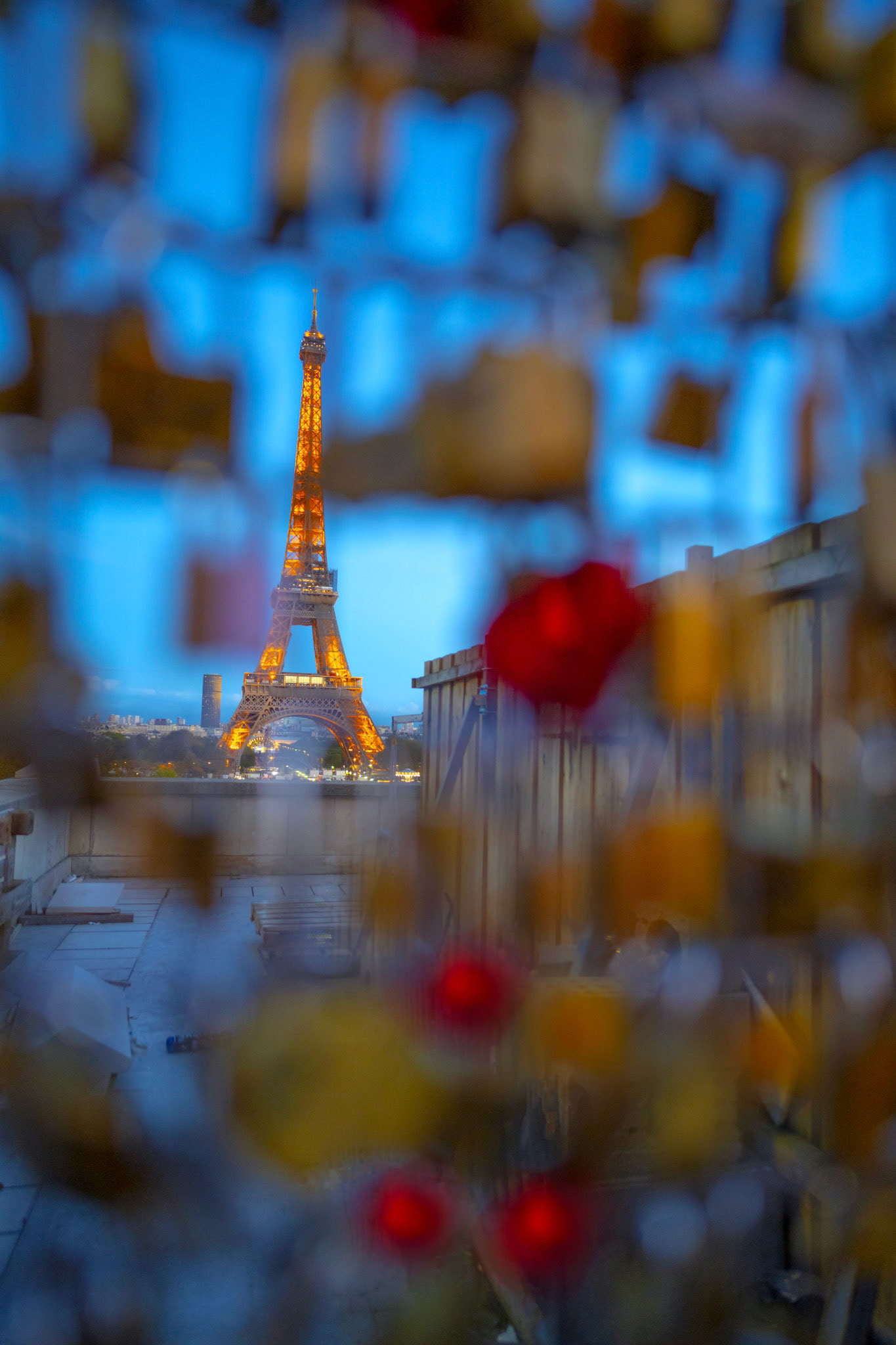 Love lock (2021) 