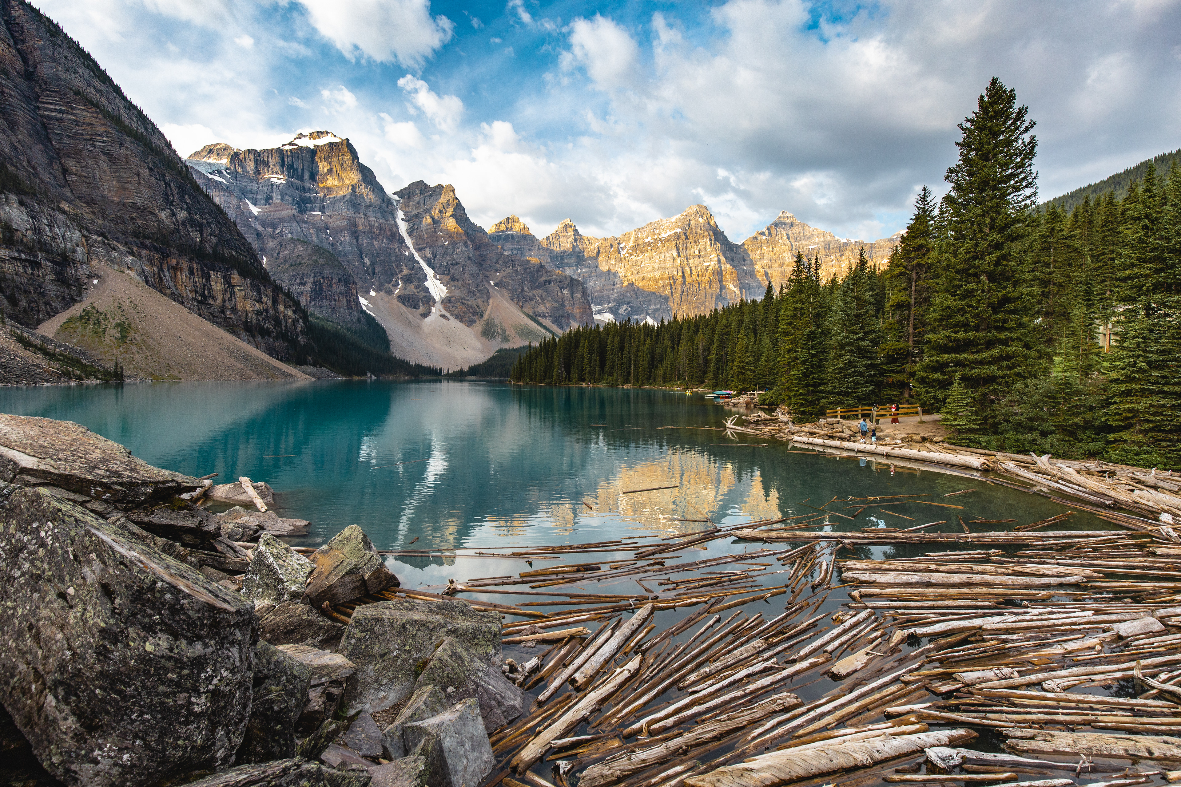 Moraine Lake Sunrise, Alberta