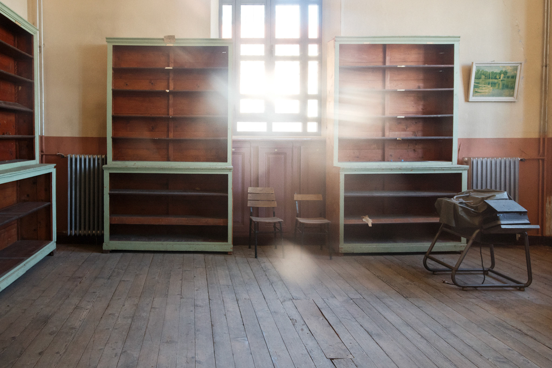 Halkji Seminar, the library
