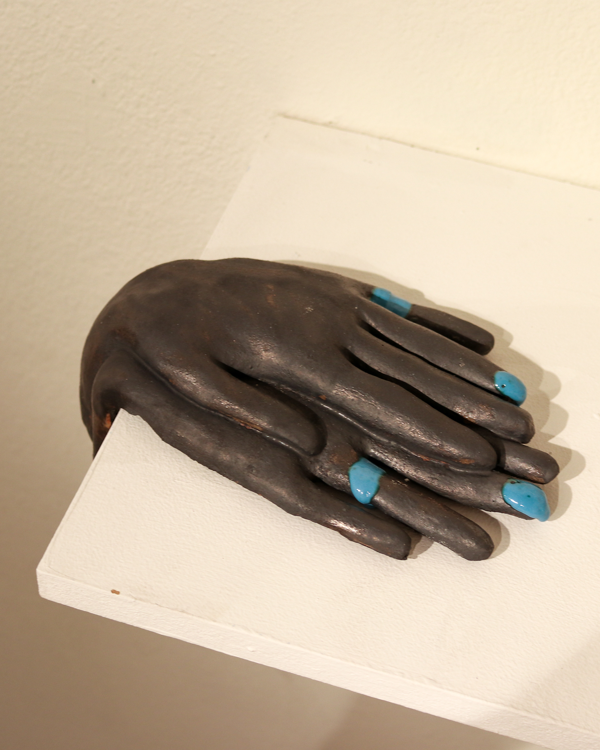 Throwing hand 1, installed, 2025