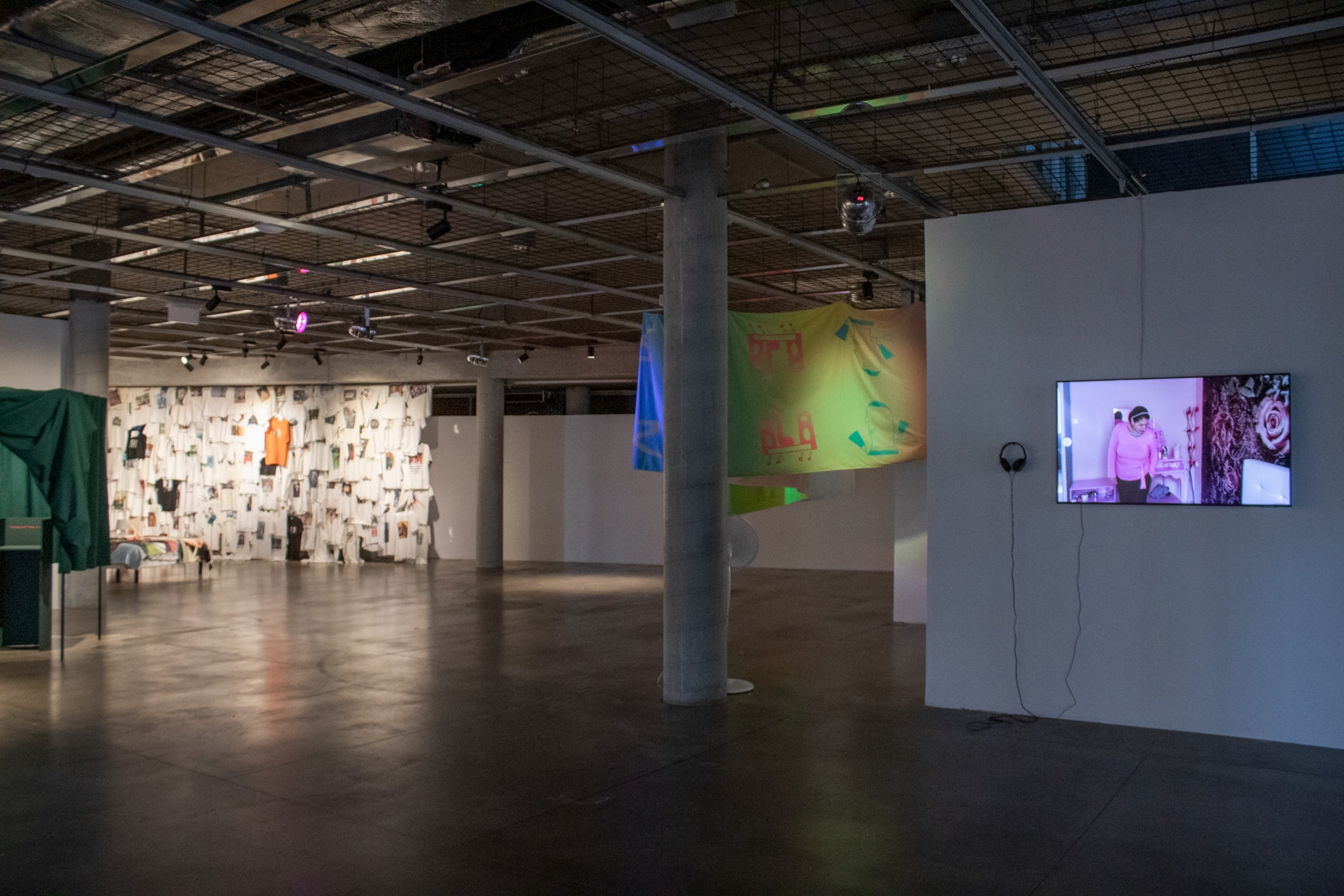Rondo Sztuki, Katowice, Poland "Signal of kindness" photo by Paulina Winiarska