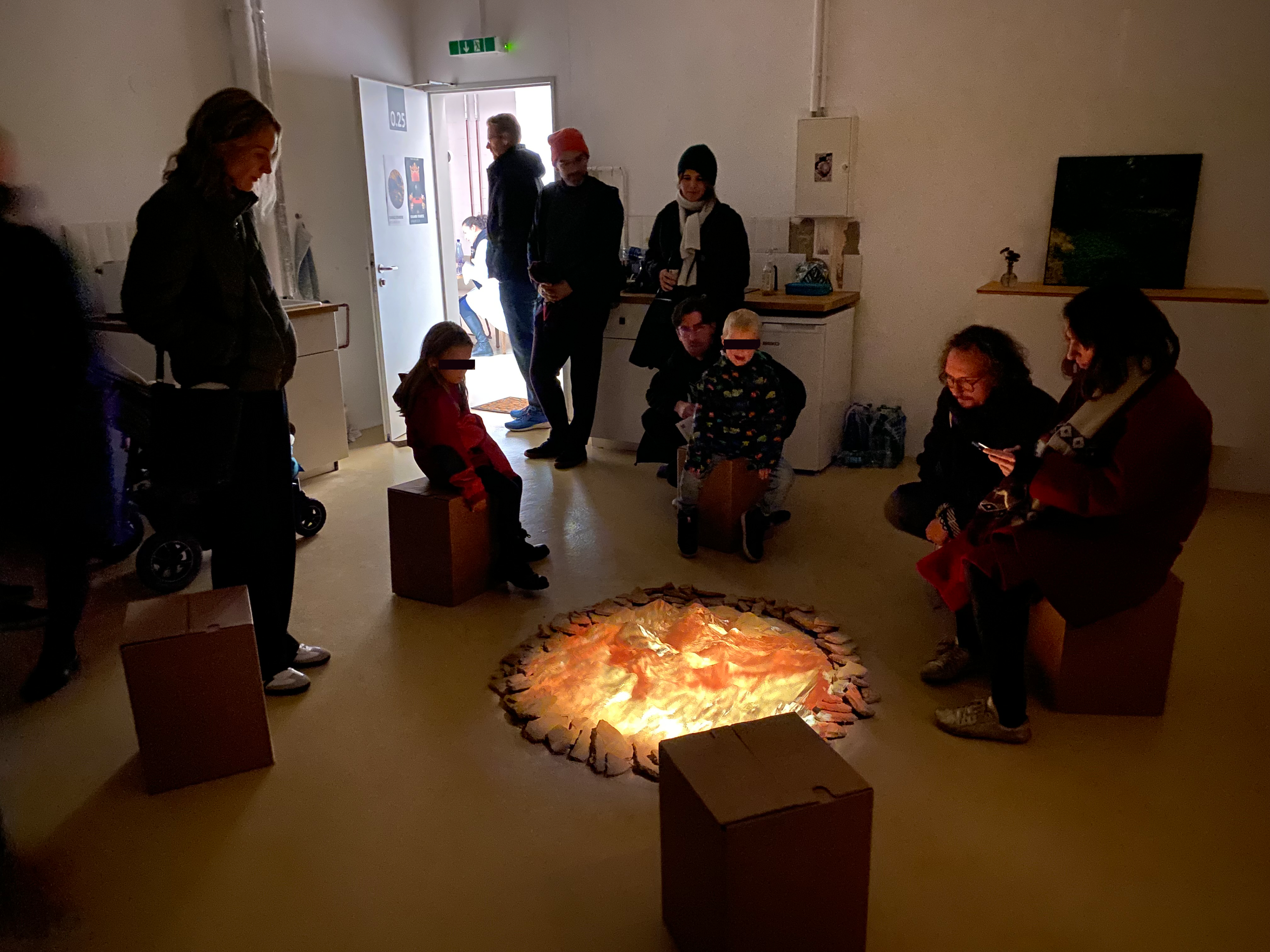 VERMITTELT 2023 / Sounddesign von Eduard Starcic/ Videoinstallation - Sanaz Starcic/