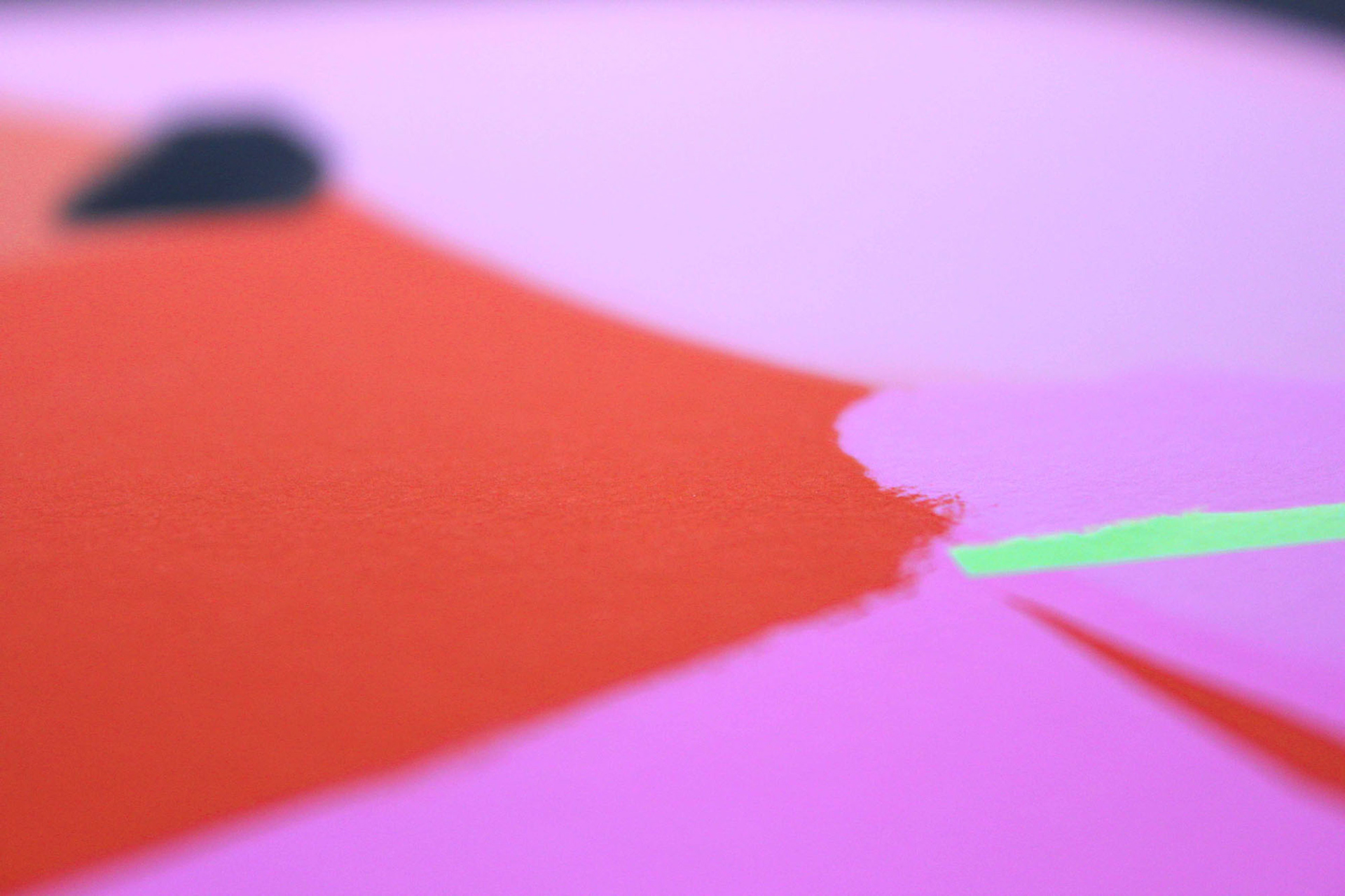 Abstract painting “hidden H” by Anne Marie Kersten – vibrant composition in red, pink, black and neon green tones, bold shapes and hidden rhythm suggestive of a concealed H.Abstrakte Malerei „hidden H“ von Anne Marie Kersten – leuchtende Komposition in Rot, Pink, Schwarz und Neon-Grün, kräftige Formen und ein verborgener Rhythmus mit Andeutung eines versteckten H