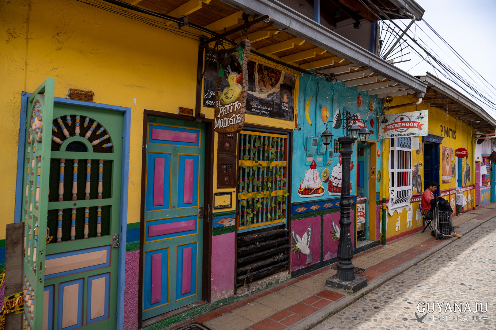 Rue de Guatape