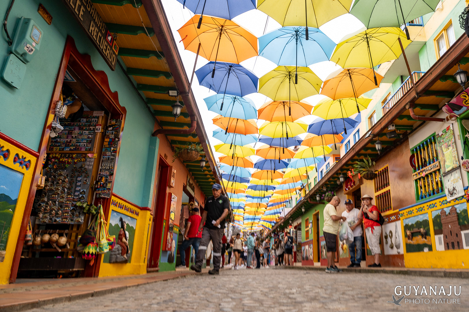 Rue de Guatape