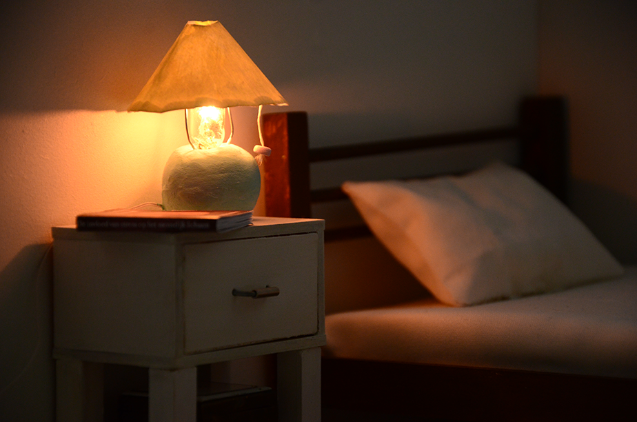 Handmade working bedlight