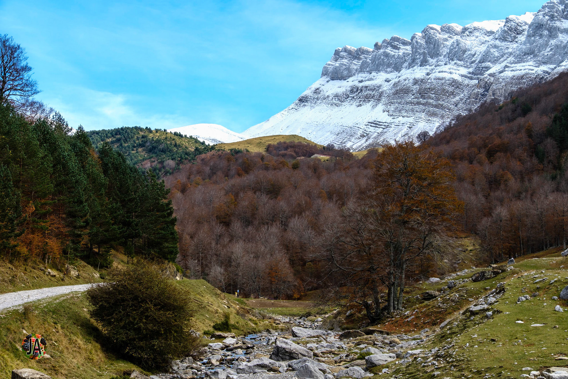 Los Alanos. Del refugio de Zuriza al de Tacheras. Huesca