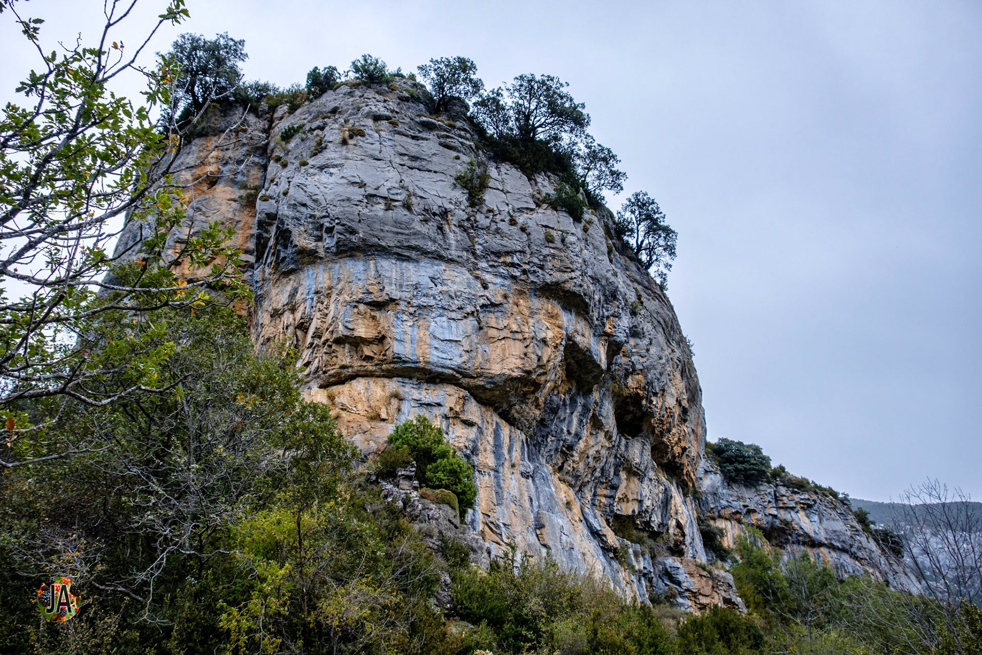 Miradores de Revilla. Garganta de Escuain.