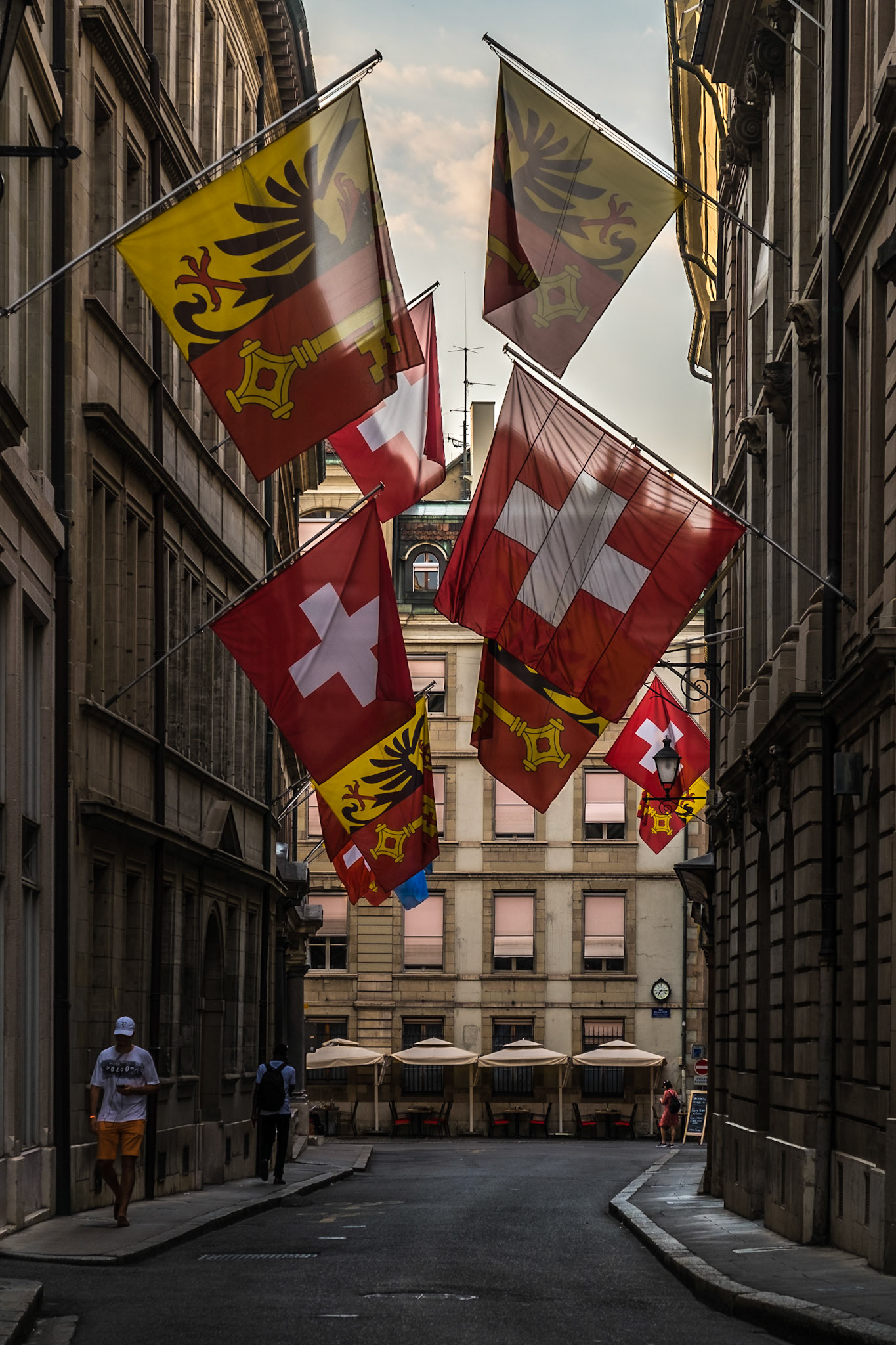 Rue de l'Hôtel de Ville. Genève
