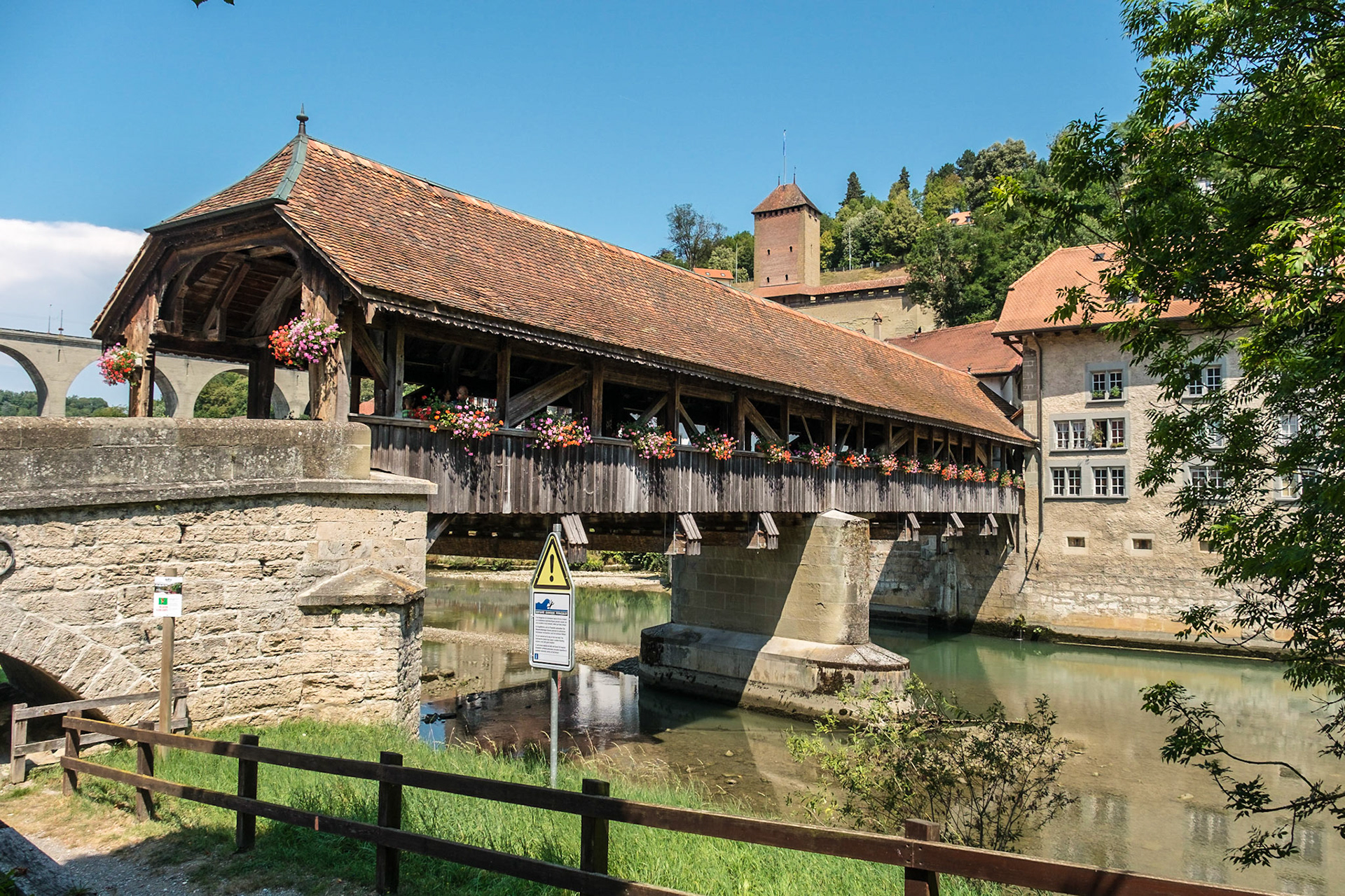 Pont de Berne. Friburgo, Suiza