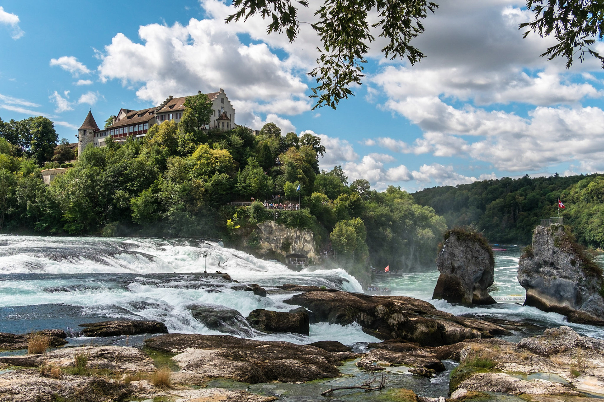 Schloss Laufen am Rheinfall. Suiza