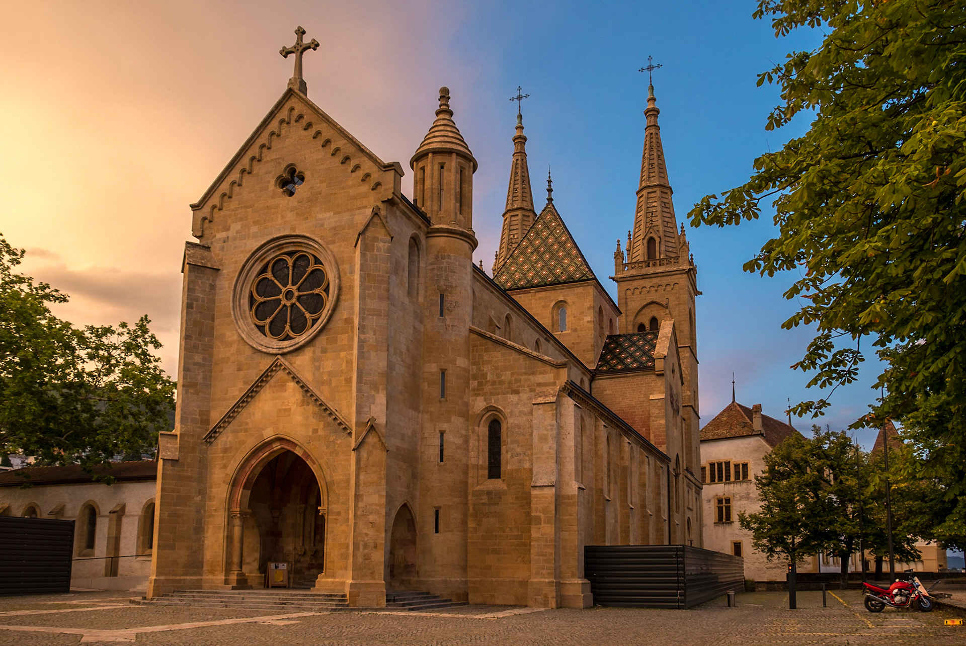 Collégiale. Neuchâtel, Suiza