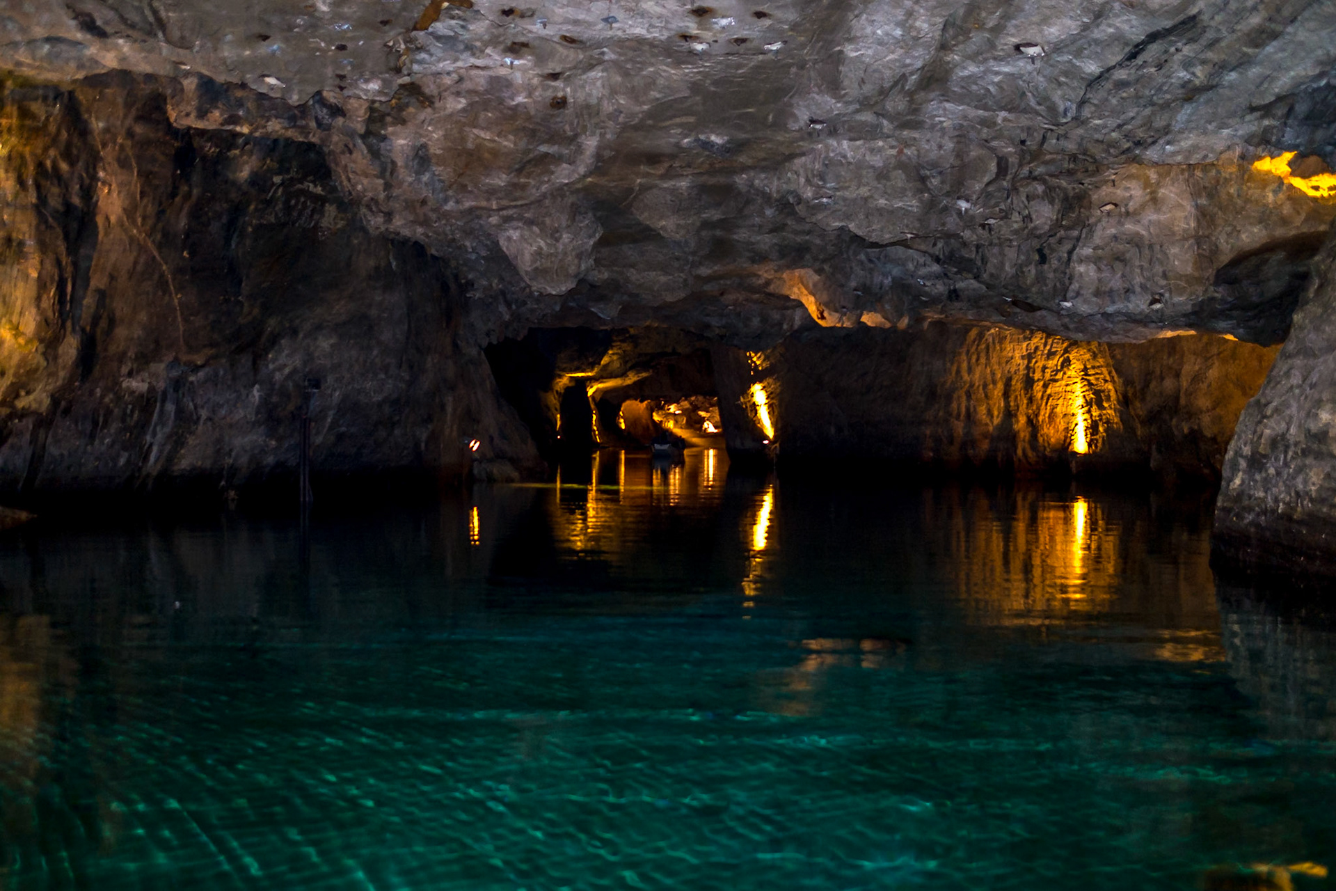 Lago subterraneo Saint Léonard