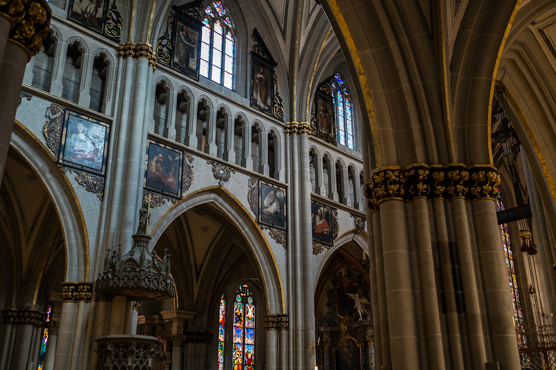 Cathédrale Saint-Nicolas. Friburgo, Suiza
