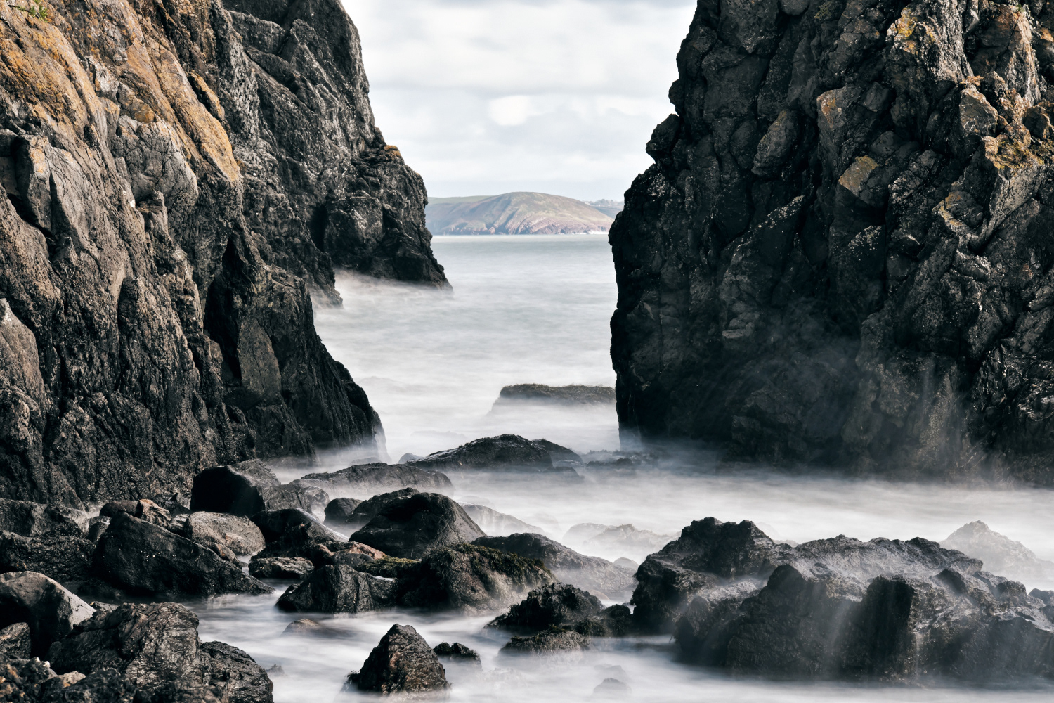 Middle Cove, Stackpole Quay