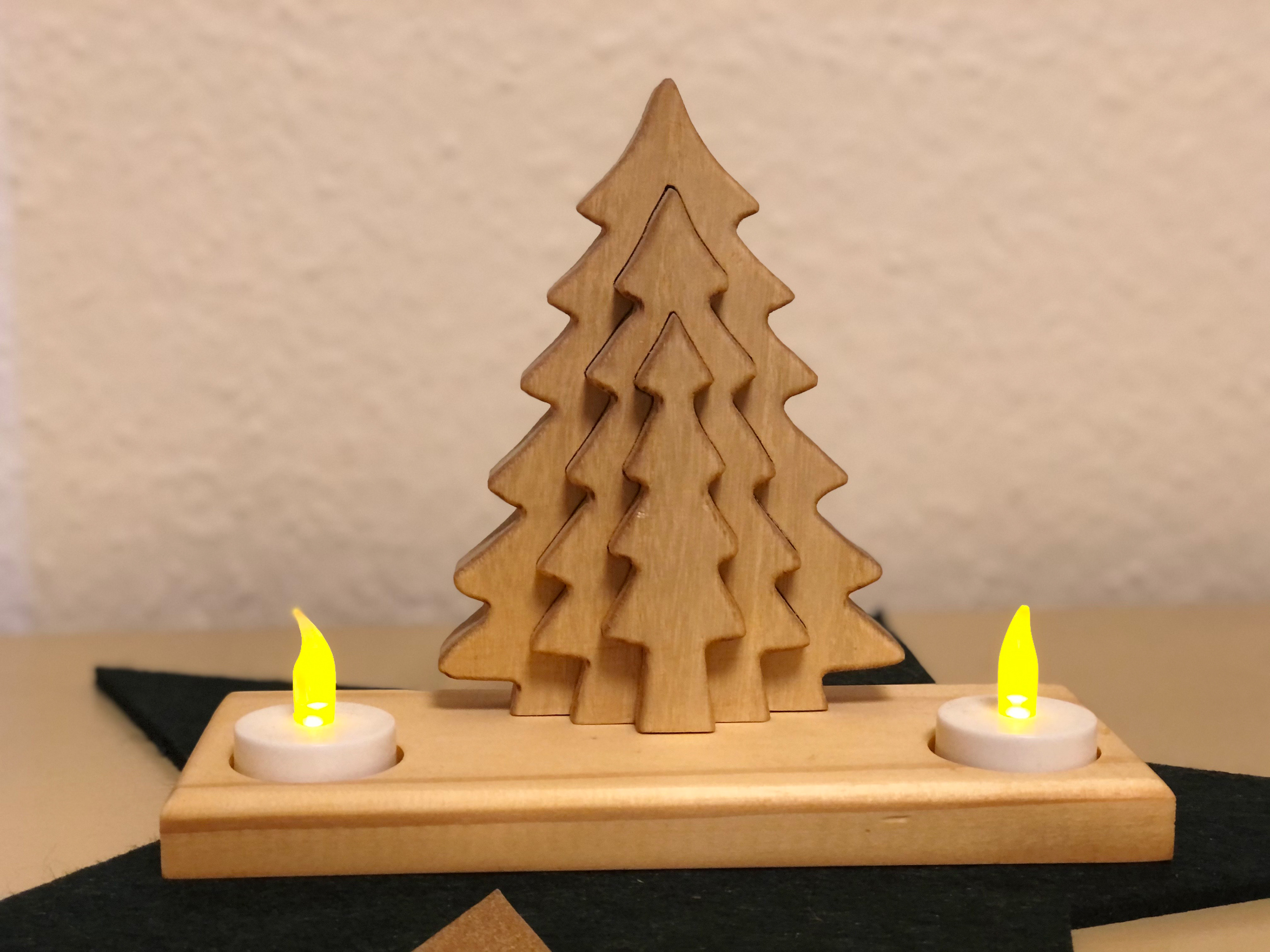 Weihnachtsbaum mit Teelichtfächer