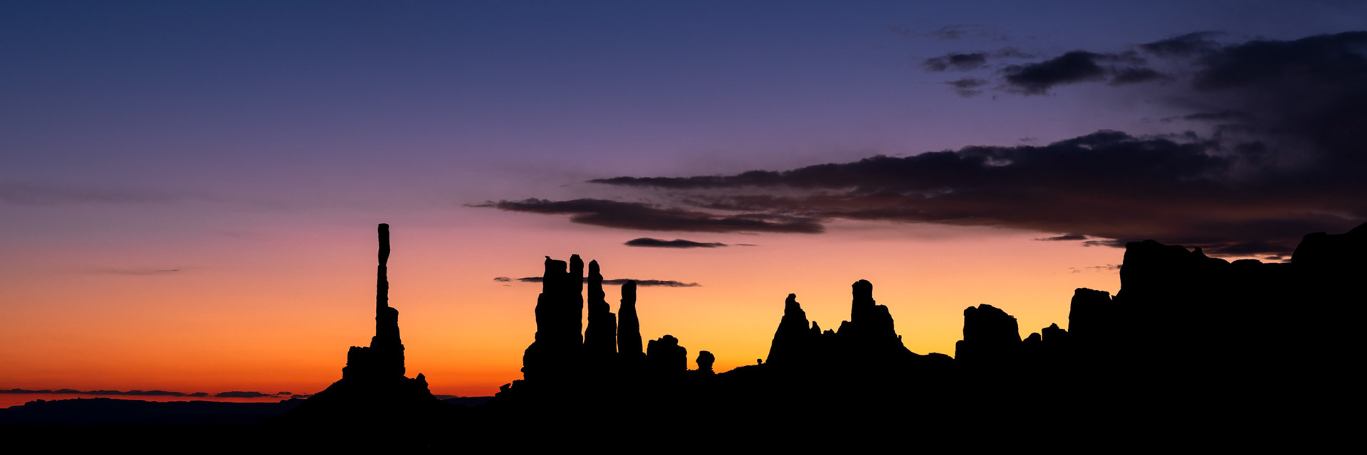 Totem Pole and Yei Bi Chei