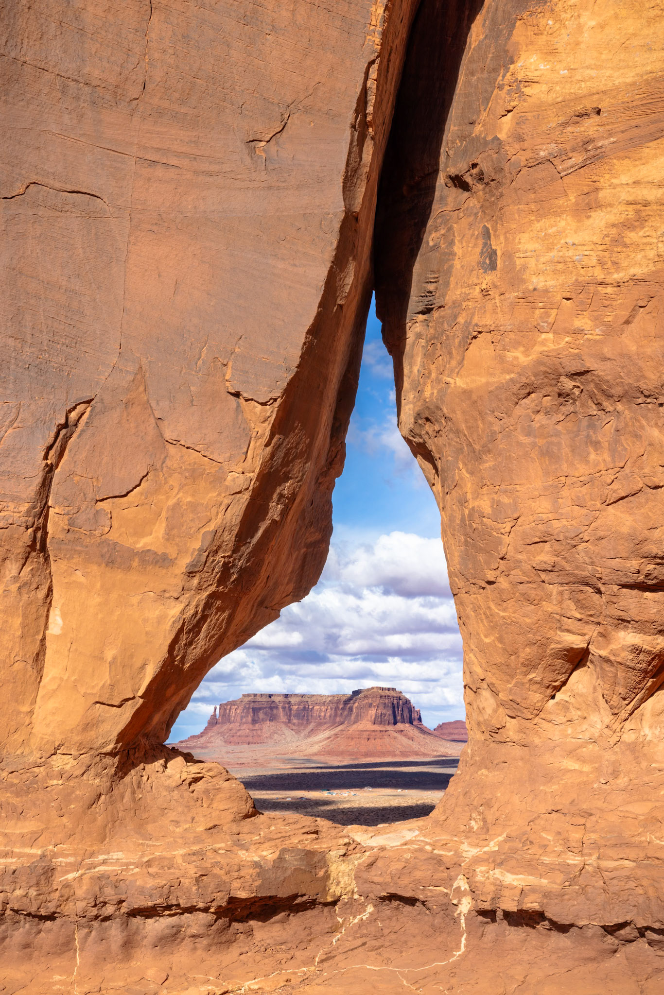 Tear Drop Arch, Monument Valley