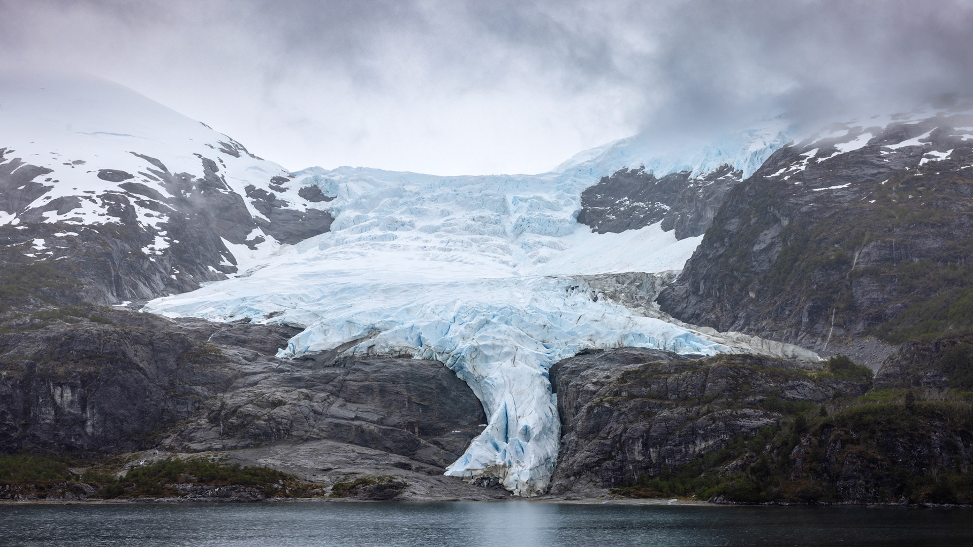 Glacier in De Agostini Fjord