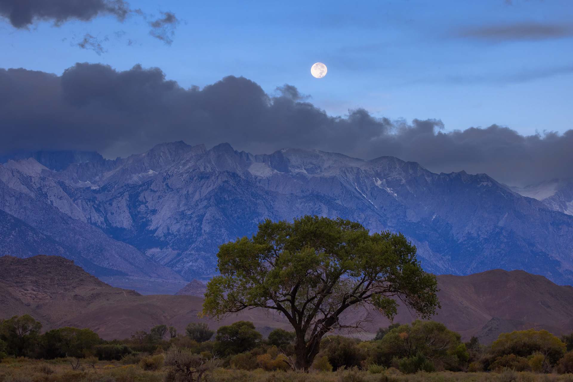 Sunrise, Lone Pine Peak, Alabama HIlls