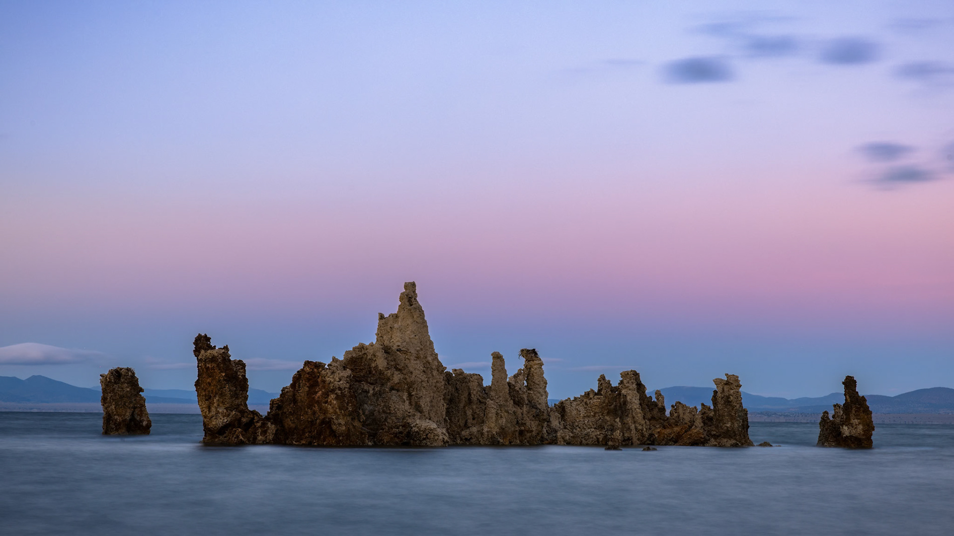 Battleship Tufa, Mono Lake