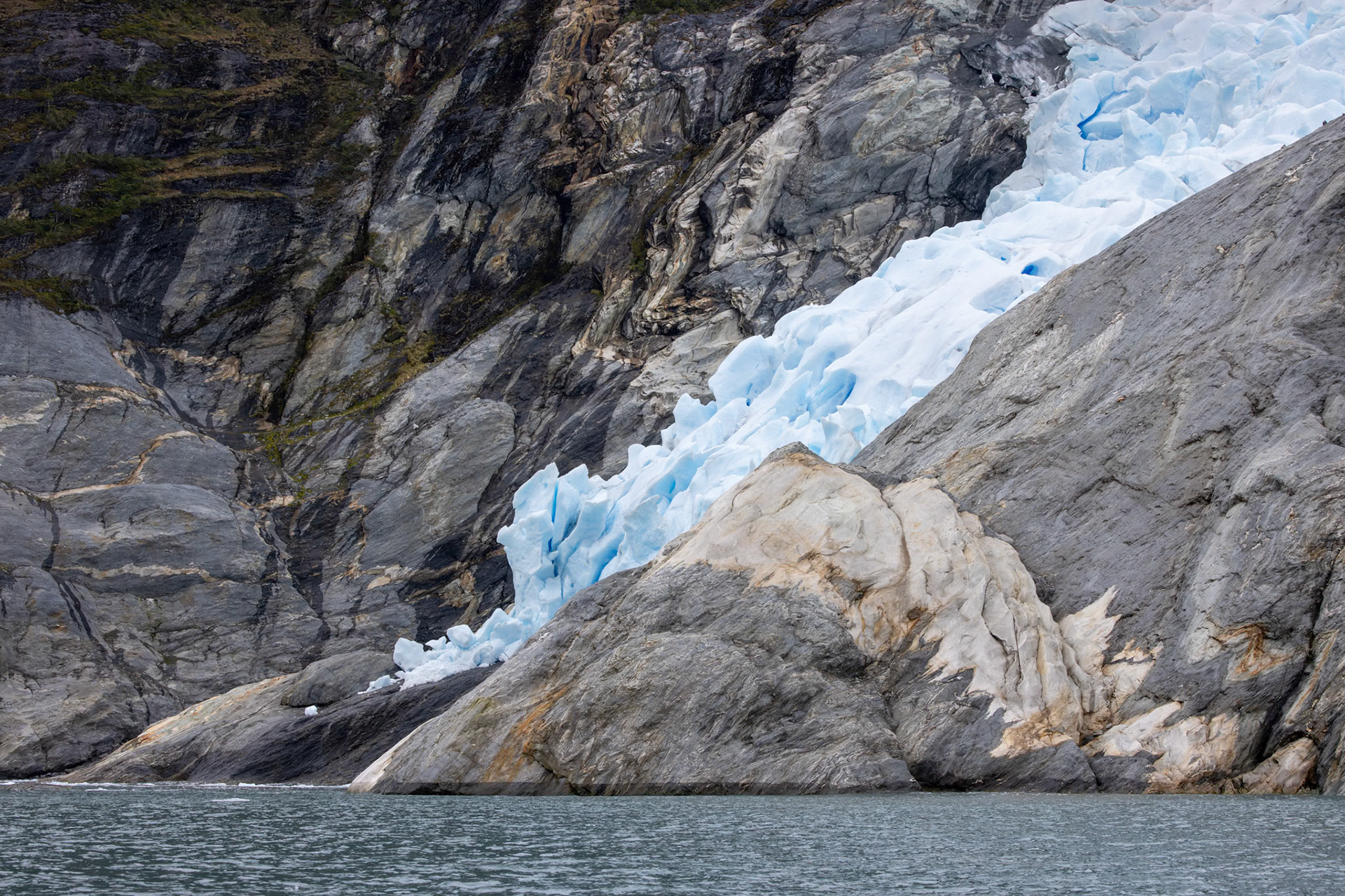 Small glacier in Garibaldi Fjord