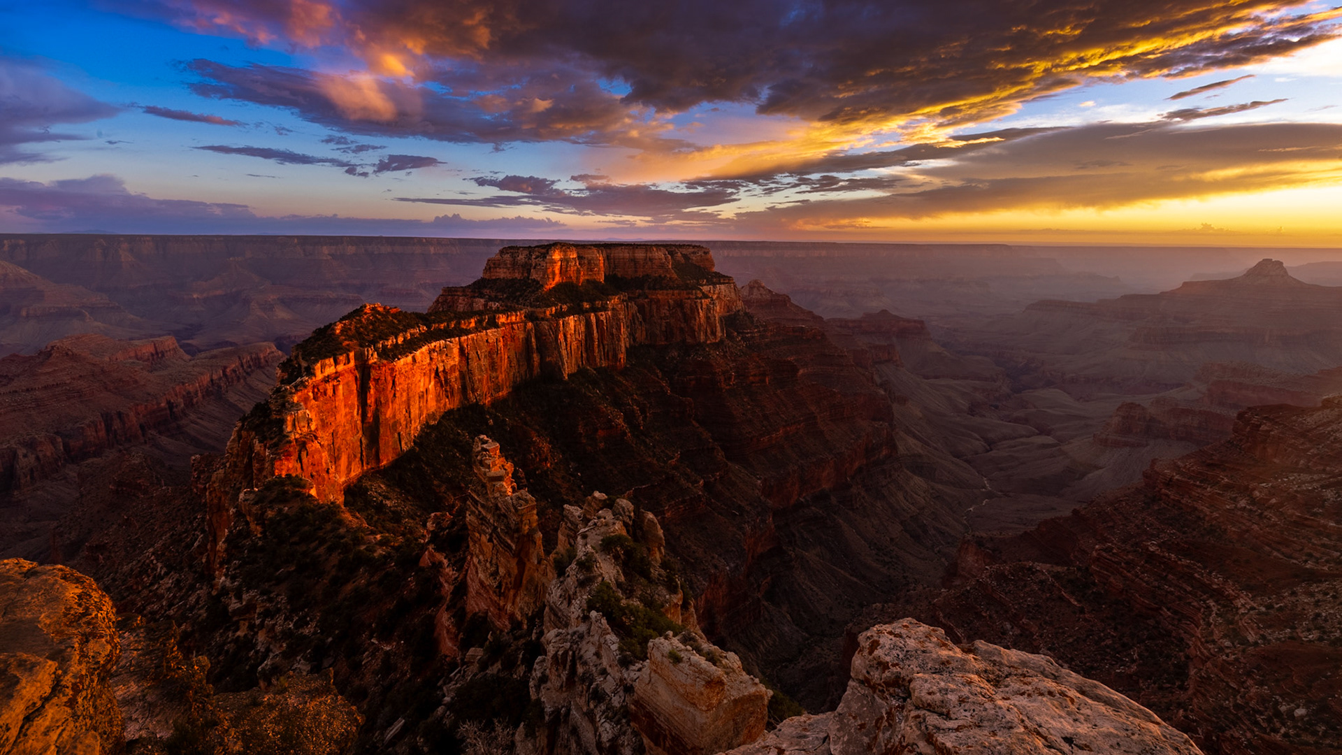 North Rim Grand Canyon, Wotans Throne sunset
