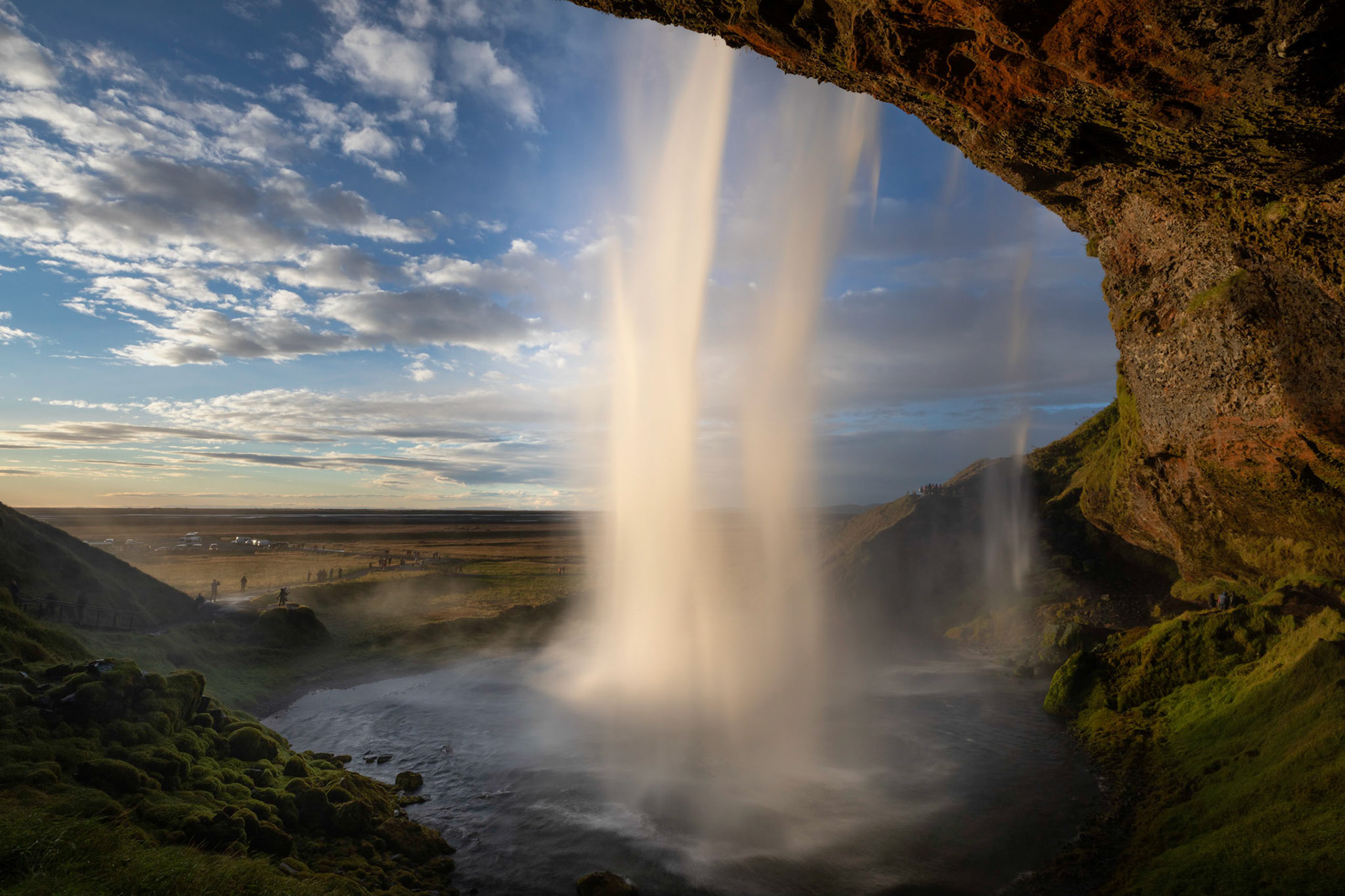 Seljalandsfoss Waterfall