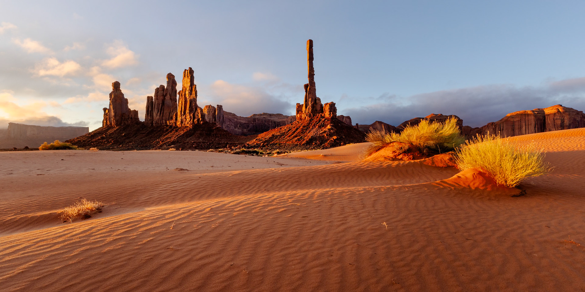 Totem Pole and Yei Bi Chei