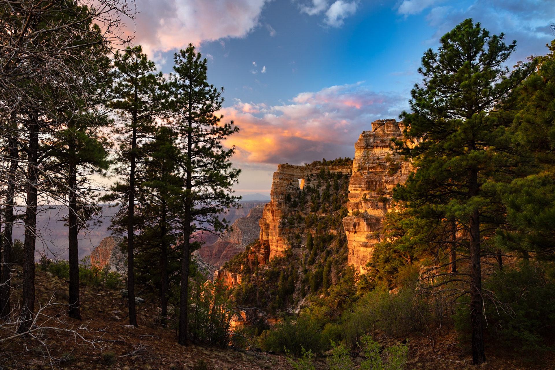 North Rim Grand Canyon, Angel's Window