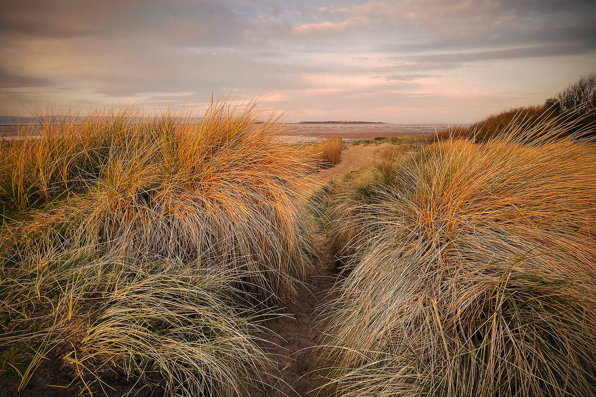 'Hilbre Island Sunrise'