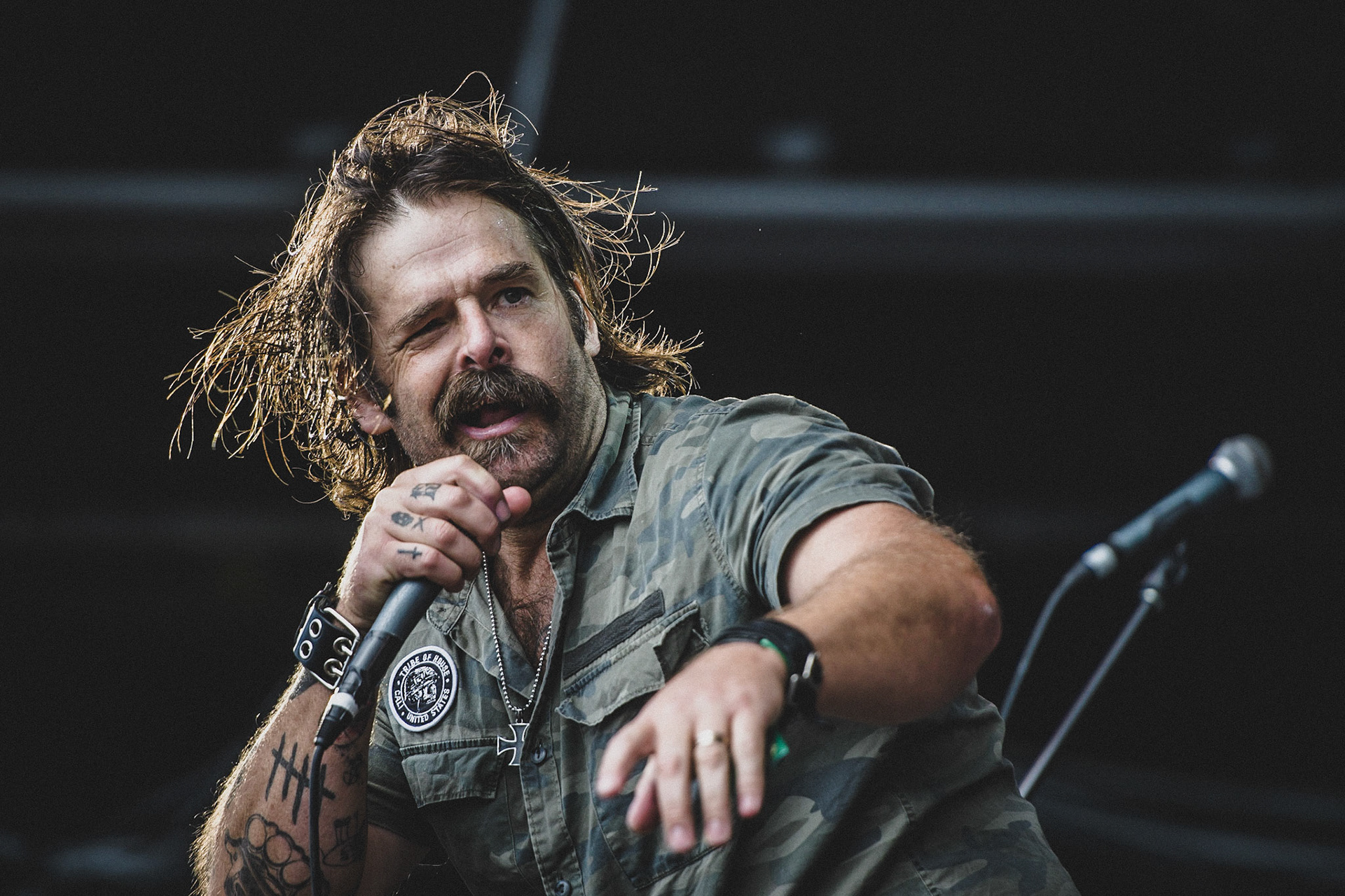 Booga Beazley - Head Like A Hole