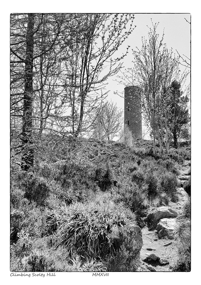 Climbing Scolty Hill (Aberdeenshire)