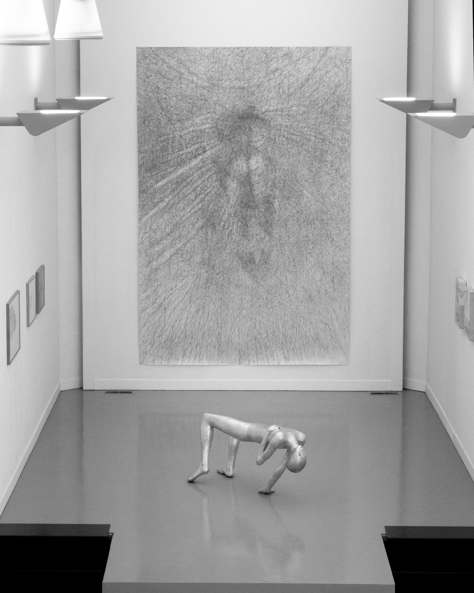Duik 1 (Dive 1), graphite on paper, 365 x 240 cm, 2015, Kunstvereniging Diepenheim 2015