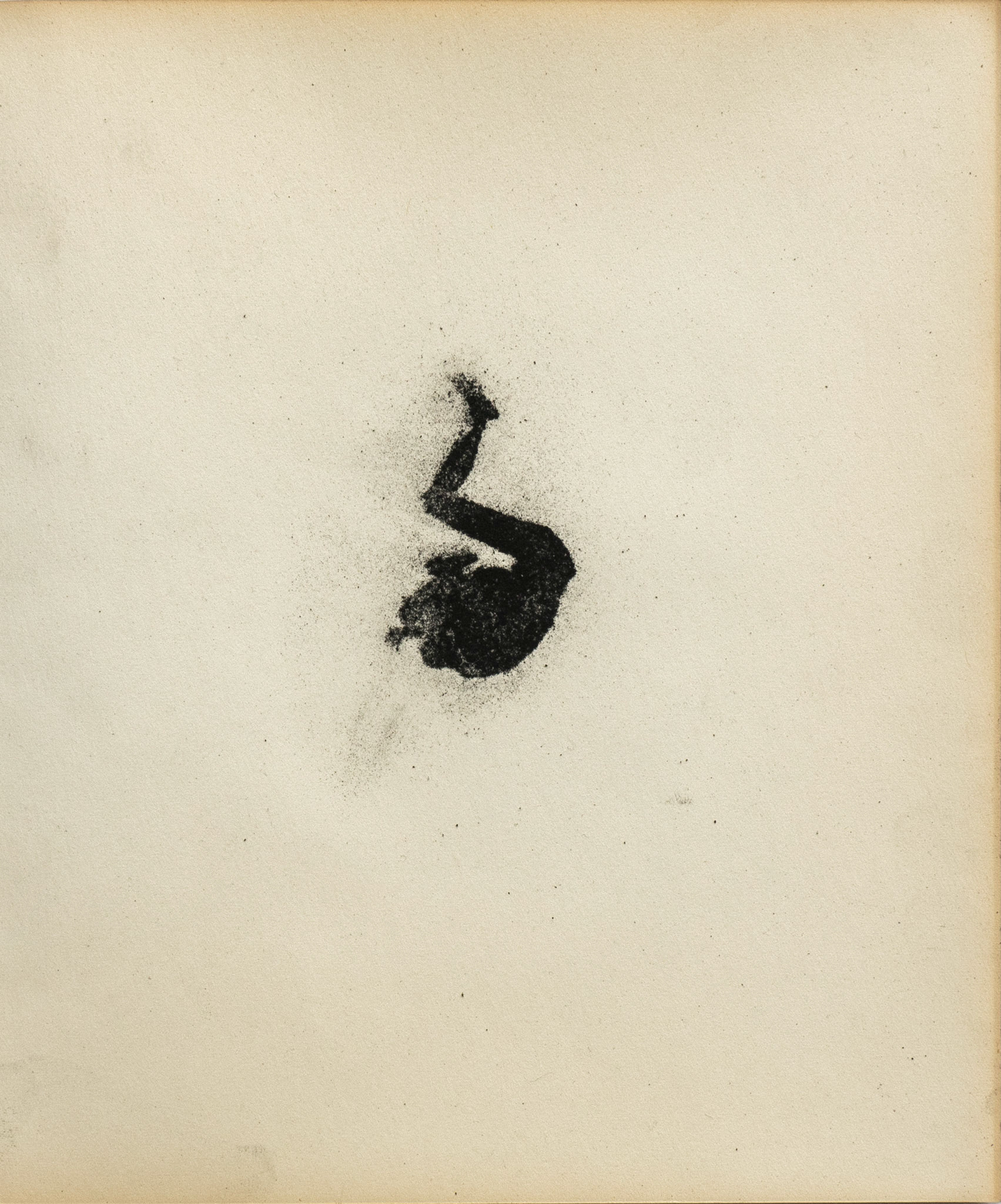 Untitled, graphite(powder) on paper, 23,9 x 20 cm, 2020