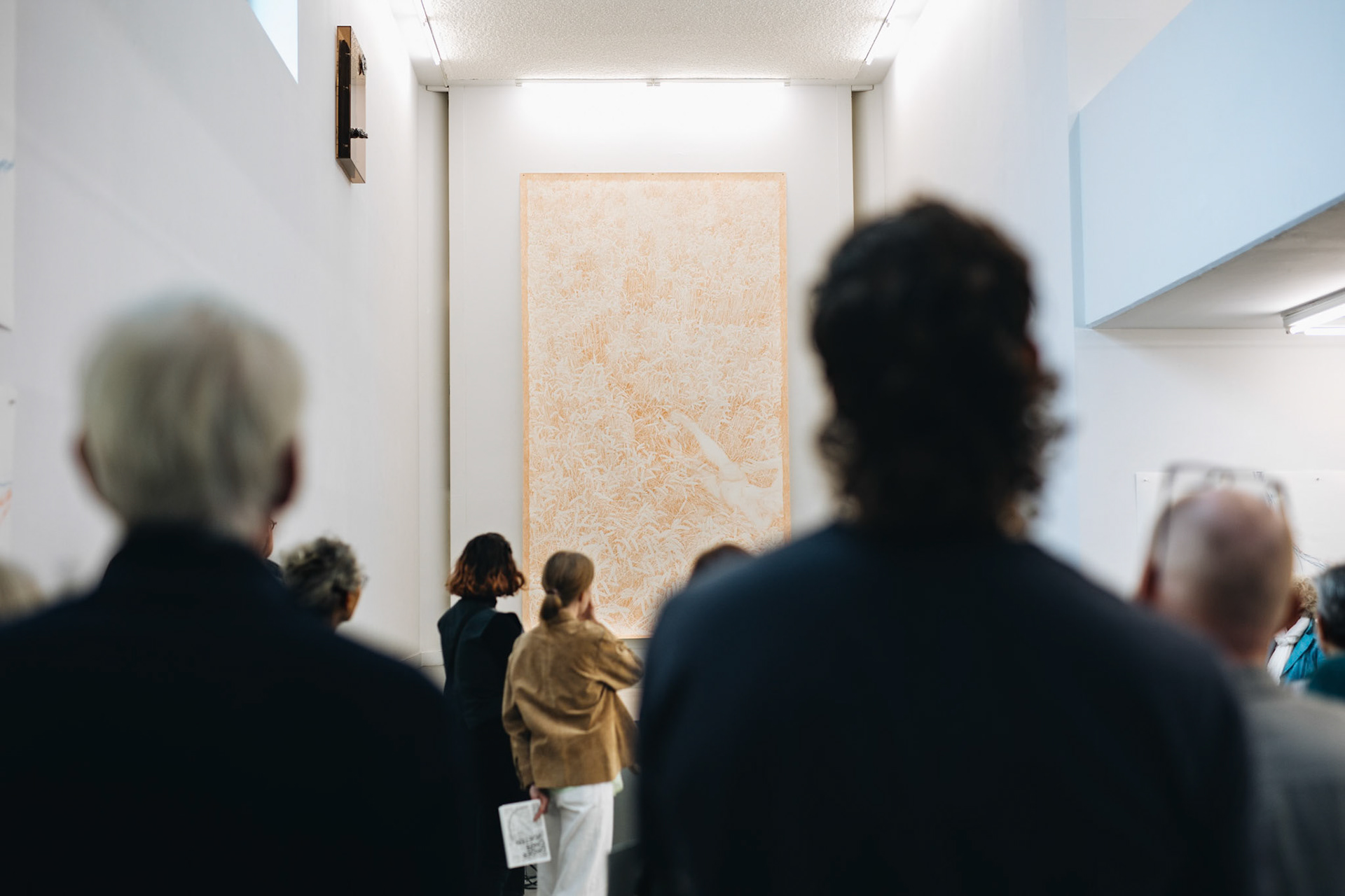 Untitled (July 19), coloured pencil on paper, 427 x 240 cm, 2025, Drawing Centre Diepenheim 2026, photo Barbara Trienen