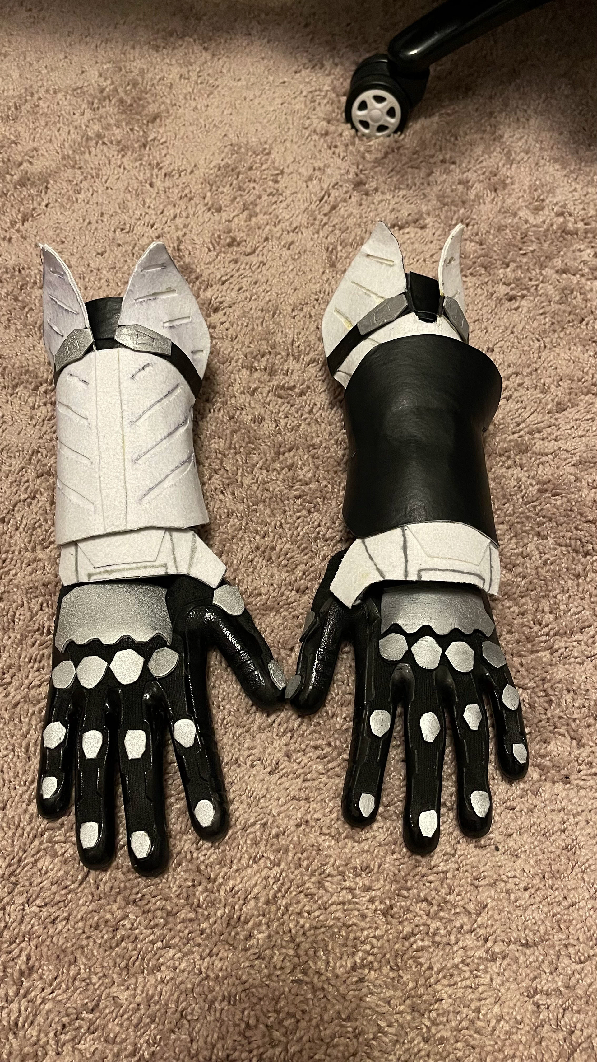 Destiny Warlock Gloves 2022