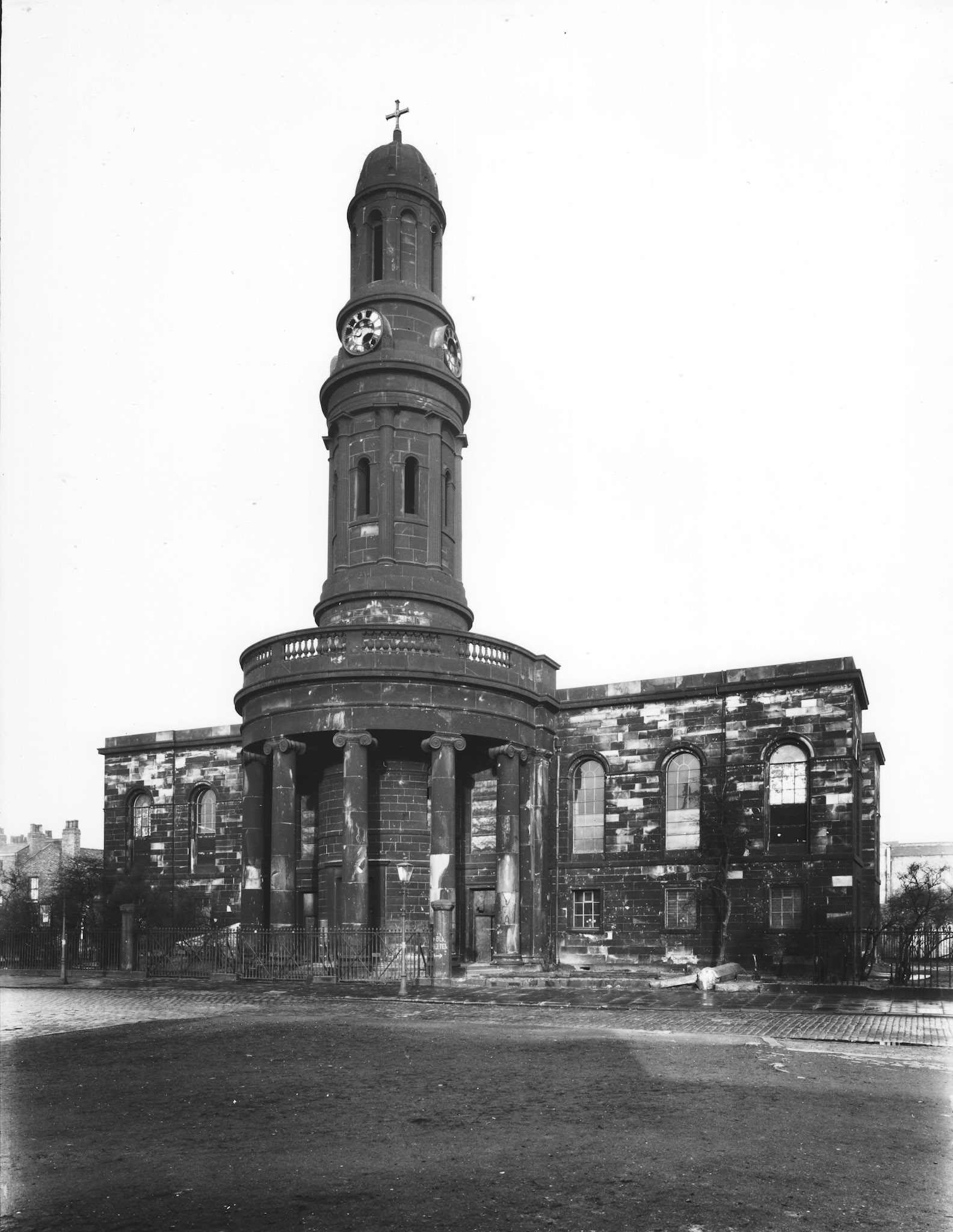 A F Kersting : St Philip's church, Salford 28/12/1947