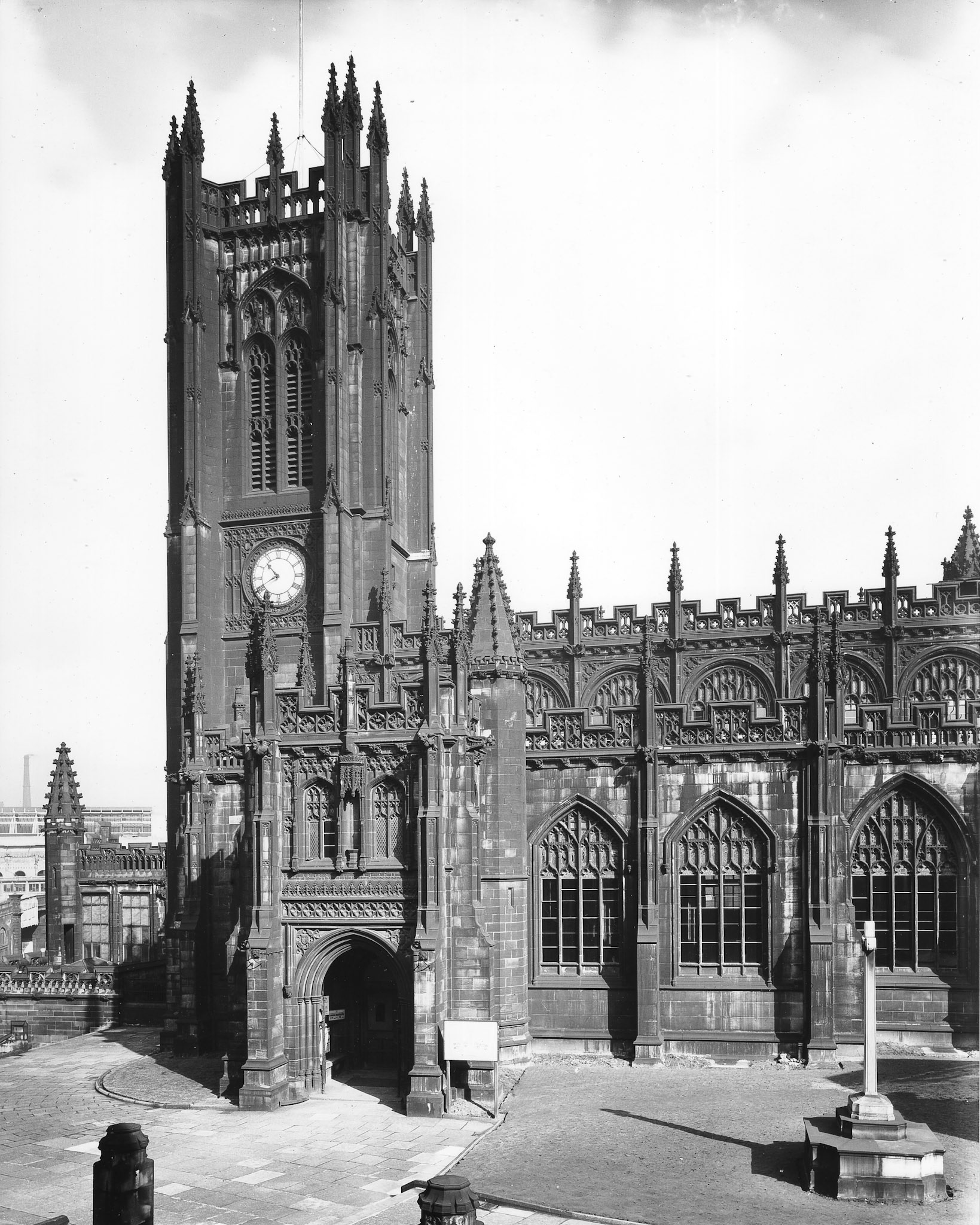 A F Kersting : Cathedral from S  2/4/1948